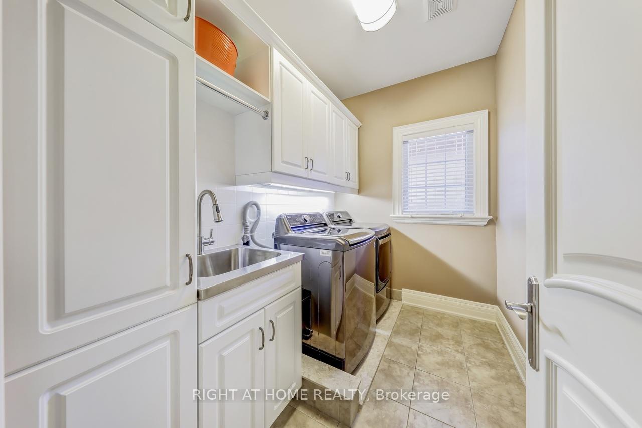 Photo 17 of 3 Westrose Avenue, Etobicoke, Kingsway South — HOMEH
