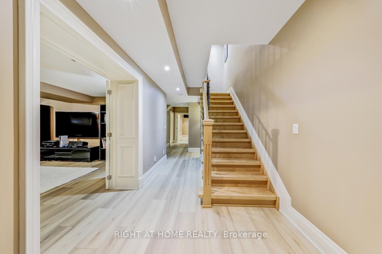 Photo 21 of 3 Westrose Avenue, Etobicoke, Kingsway South — HOMEH