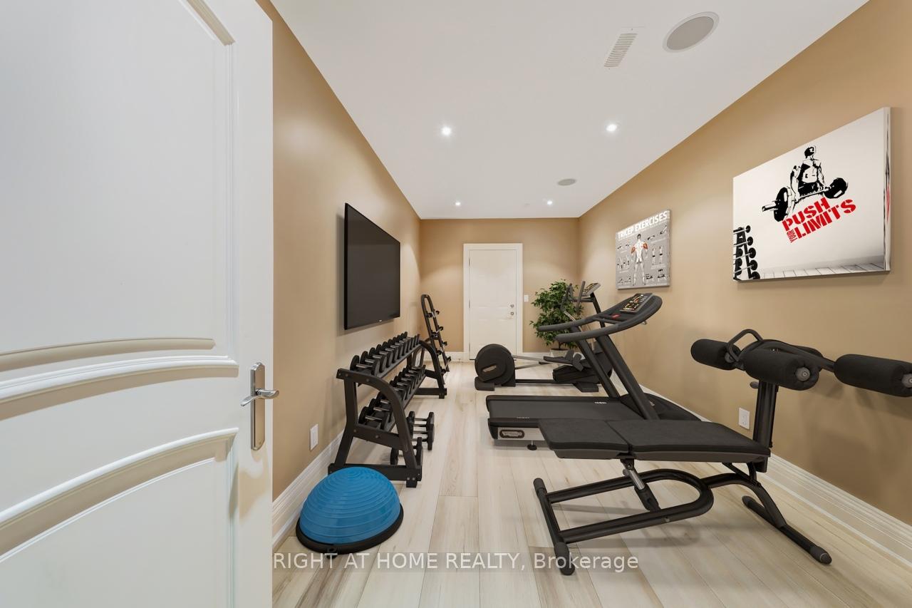 Photo 26 of 3 Westrose Avenue, Etobicoke, Kingsway South — HOMEH