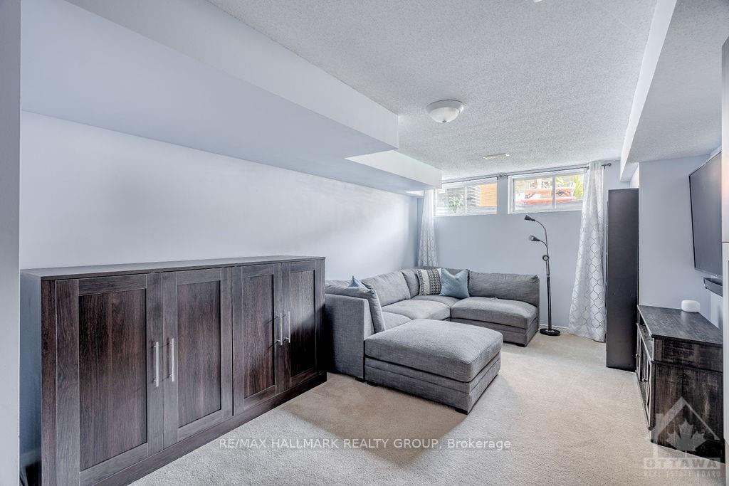 Photo 22 of 13 Upney Drive, Ottawa, Barrhaven - Longfields — HOMEH