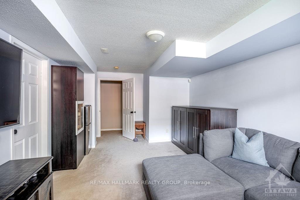 Photo 24 of 13 Upney Drive, Ottawa, Barrhaven - Longfields — HOMEH
