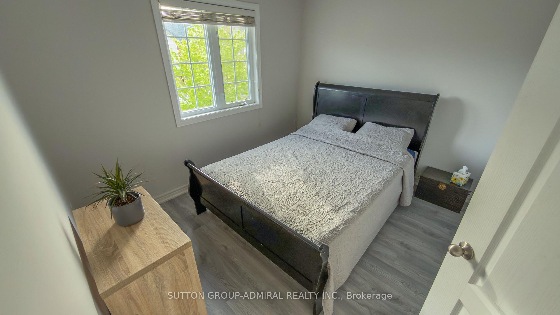 Photo 10 of Unit 40, 232 Stonehenge Drive, Hamilton, Meadowlands — HOMEH