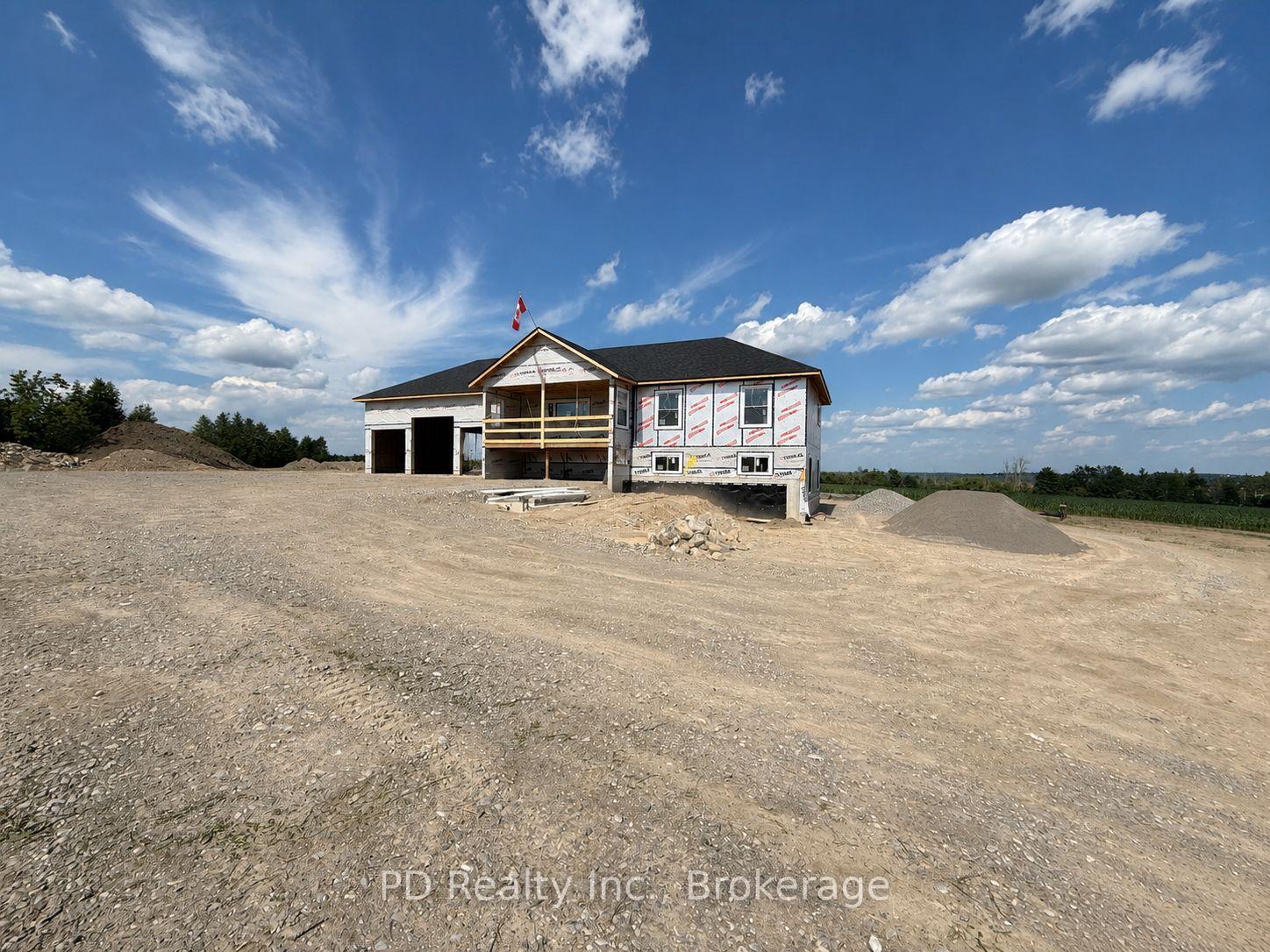 Photo 3 of 2469 Queen Mary Street, Cavan Monaghan, Cavan Twp — HOMEH