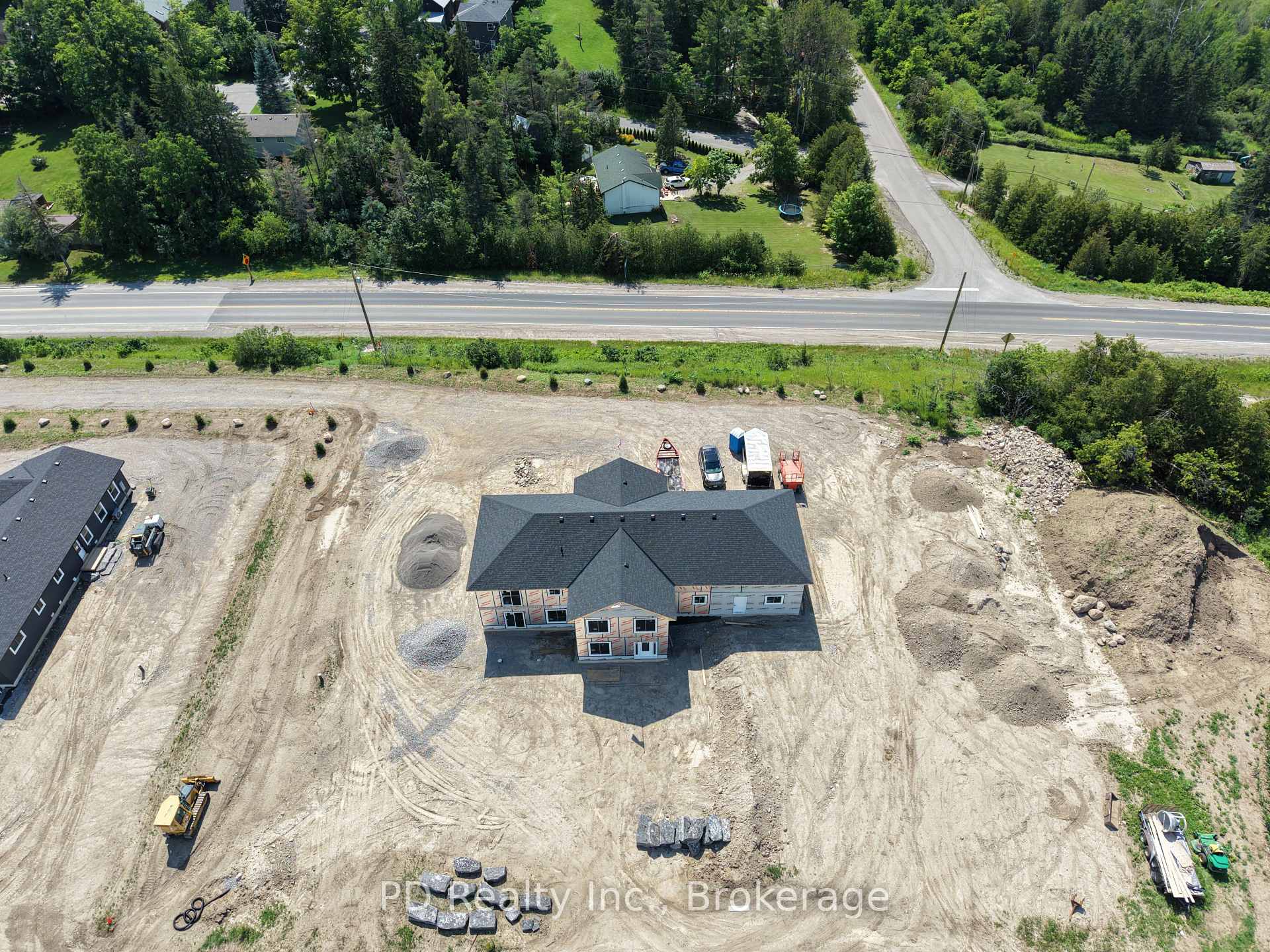 Photo 13 of 2469 Queen Mary Street, Cavan Monaghan, Cavan Twp — HOMEH