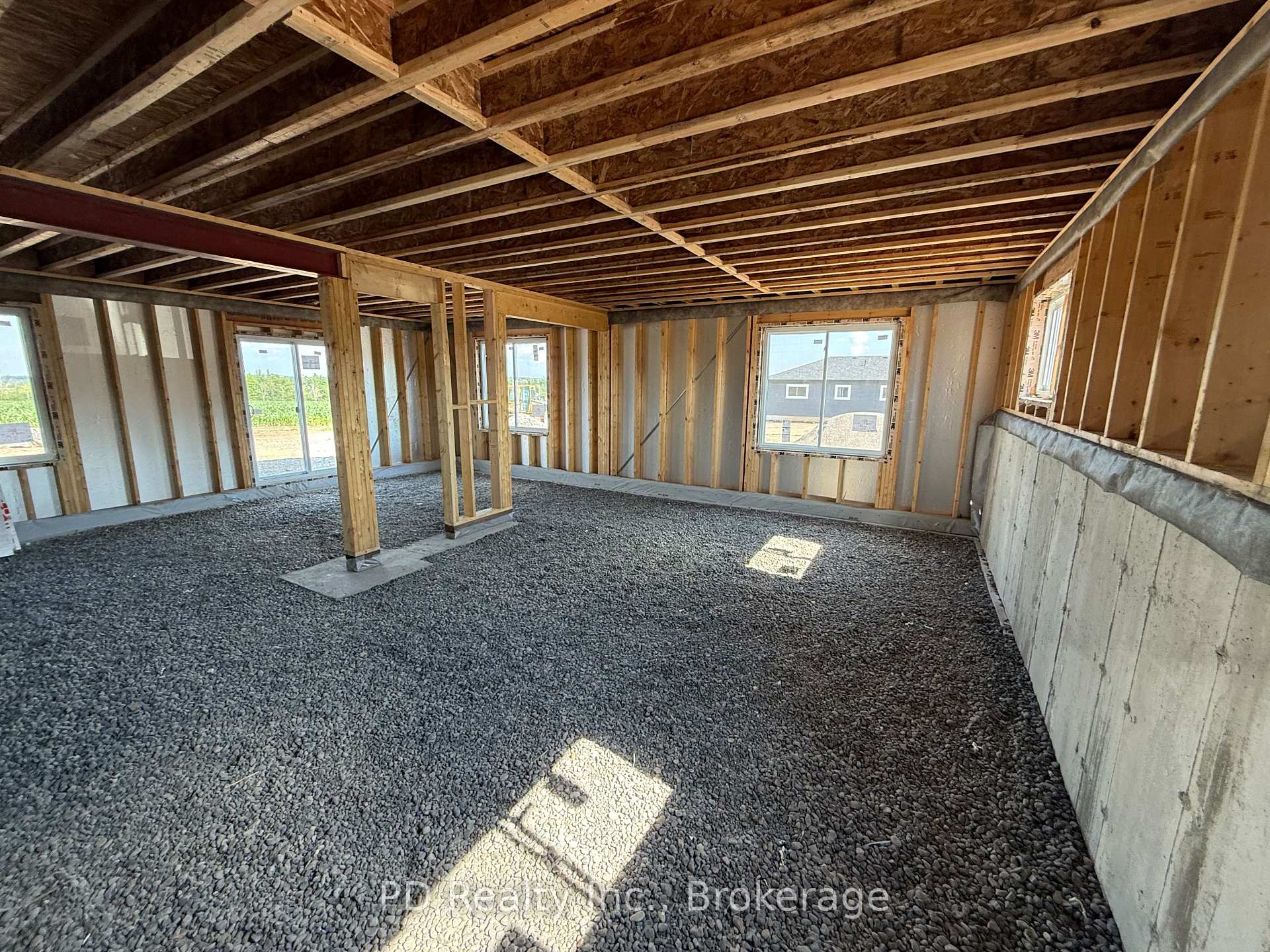 Photo 42 of 2469 Queen Mary Street, Cavan Monaghan, Cavan Twp — HOMEH