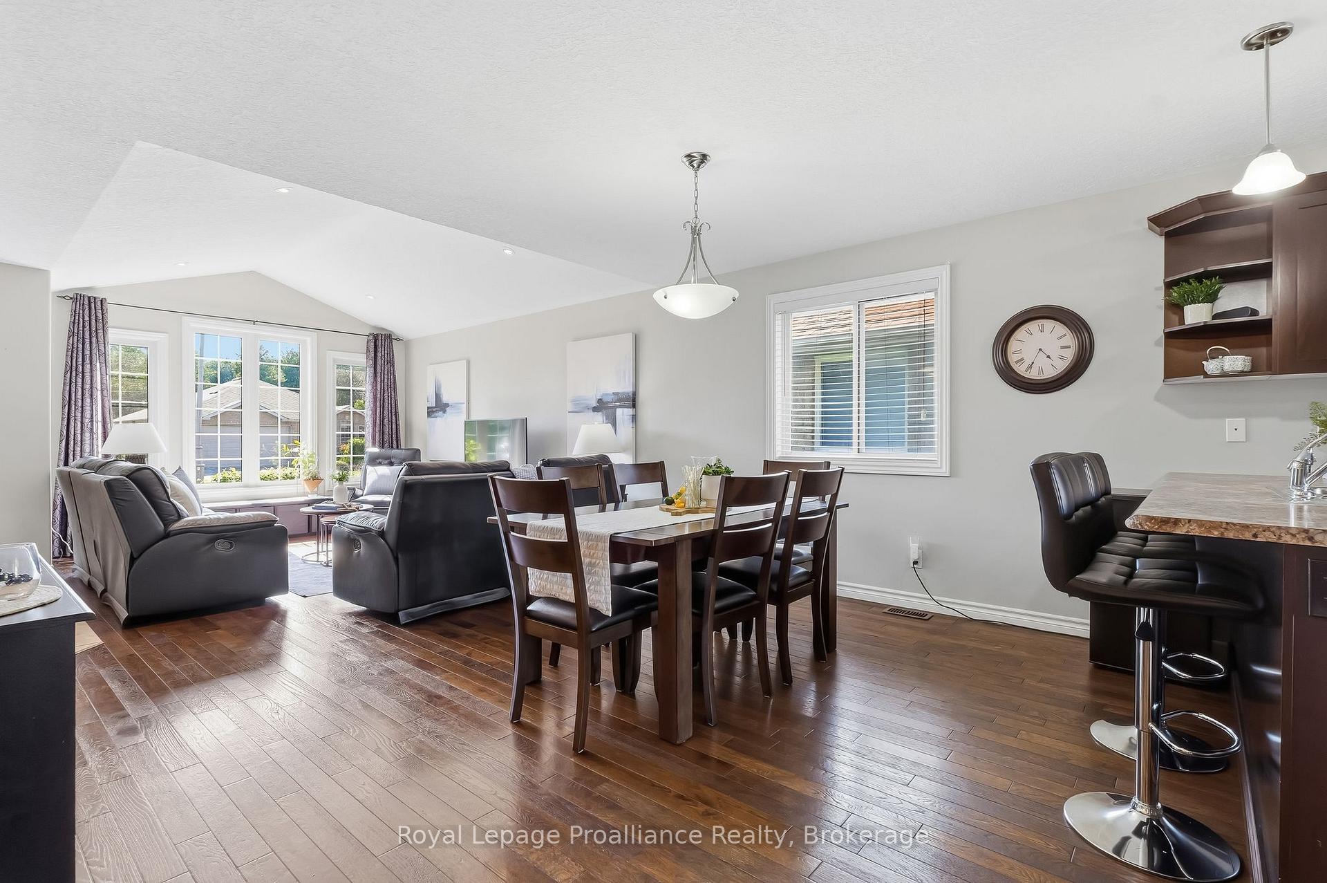 Photo 13 of 35 Ward Drive, Brighton — HOMEH