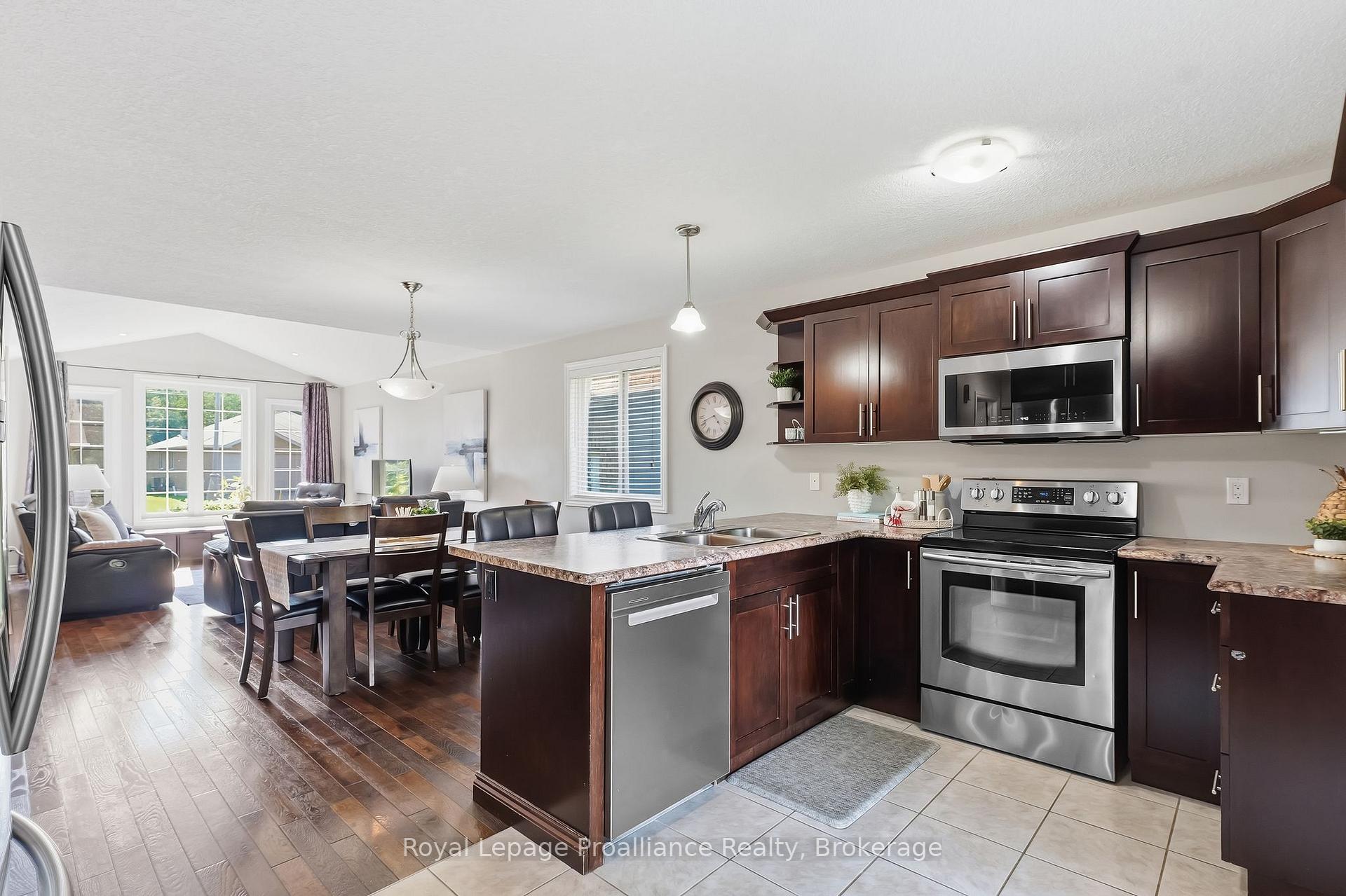 Photo 22 of 35 Ward Drive, Brighton — HOMEH