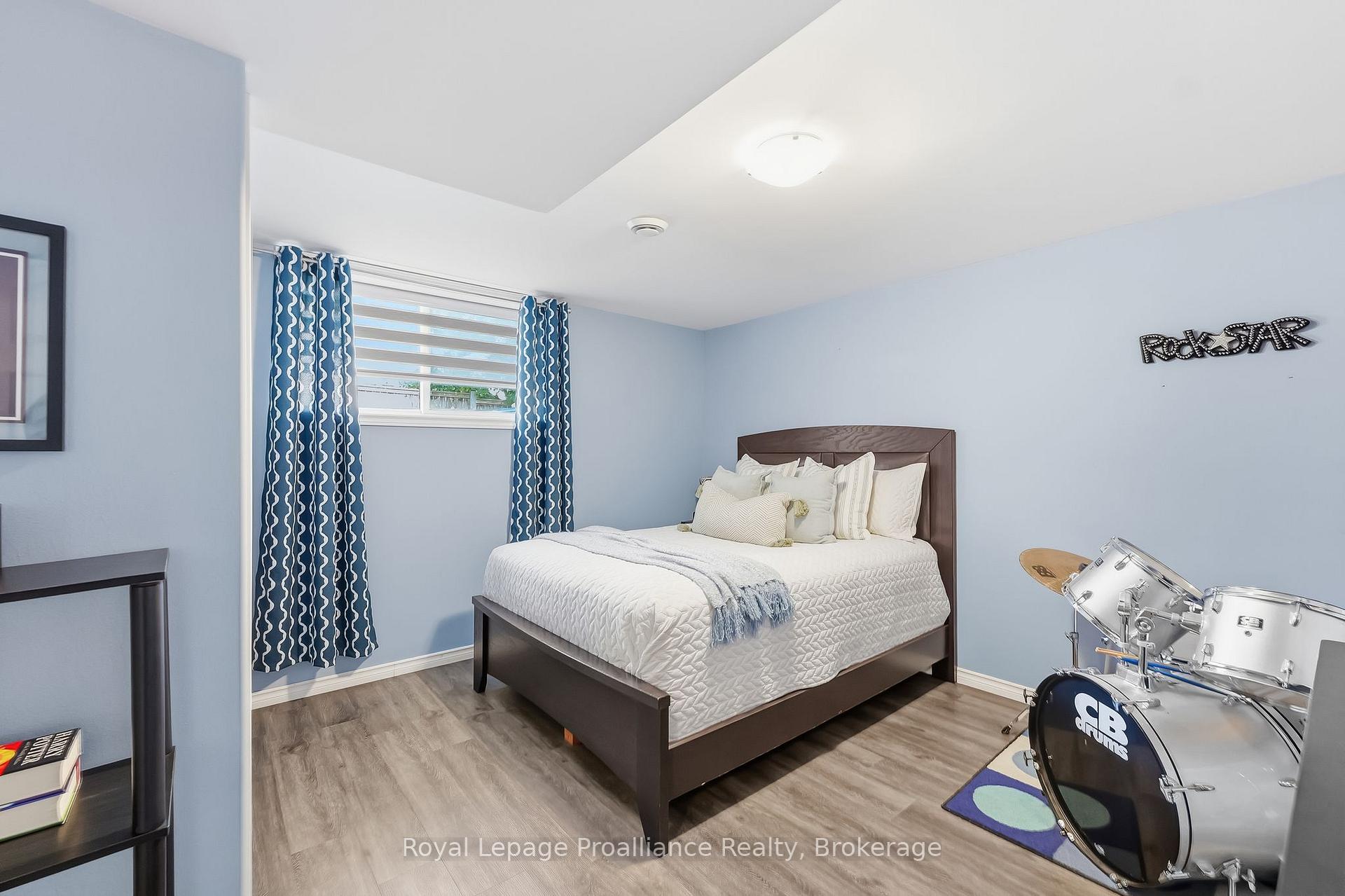 Photo 35 of 35 Ward Drive, Brighton — HOMEH