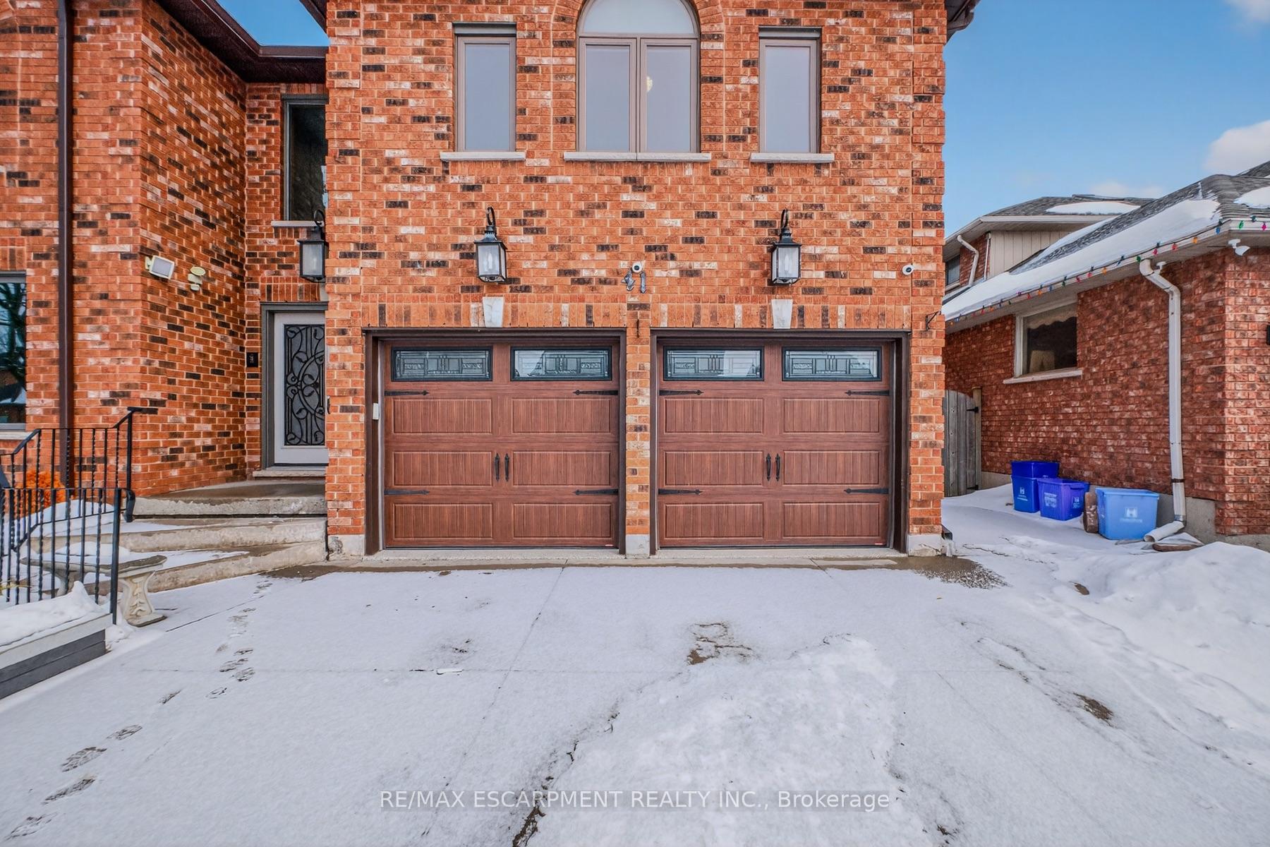 Photo 4 of 41 Candor Crescent, Hamilton, Stoney Creek — HOMEH