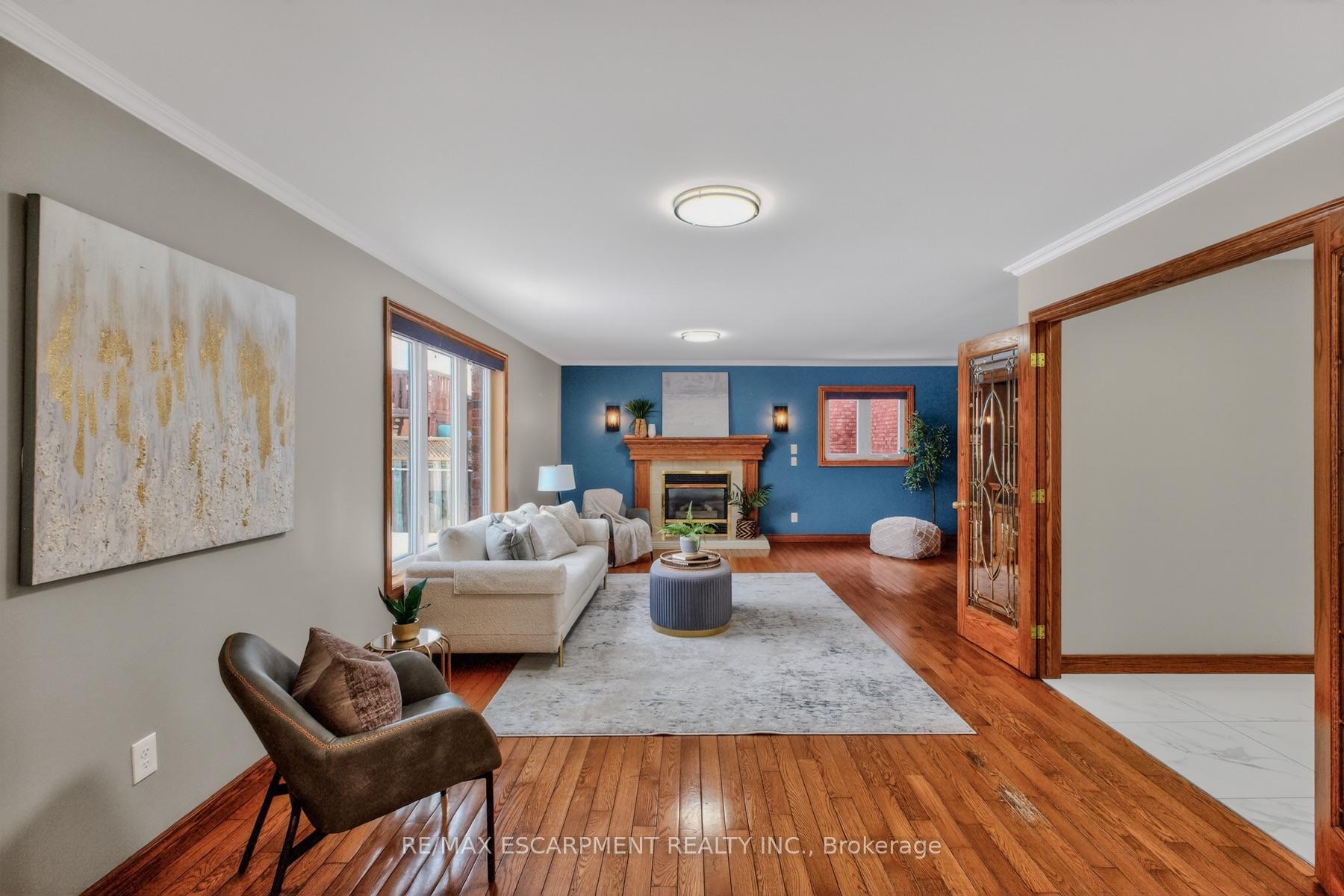 Photo 25 of 41 Candor Crescent, Hamilton, Stoney Creek — HOMEH