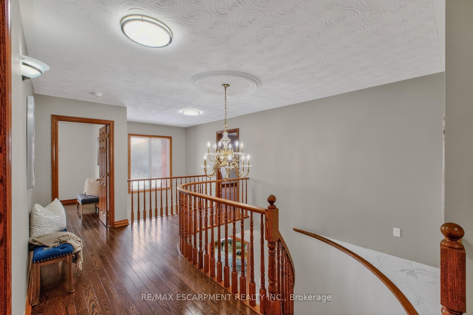 Photo 29 of 41 Candor Crescent, Hamilton, Stoney Creek — HOMEH