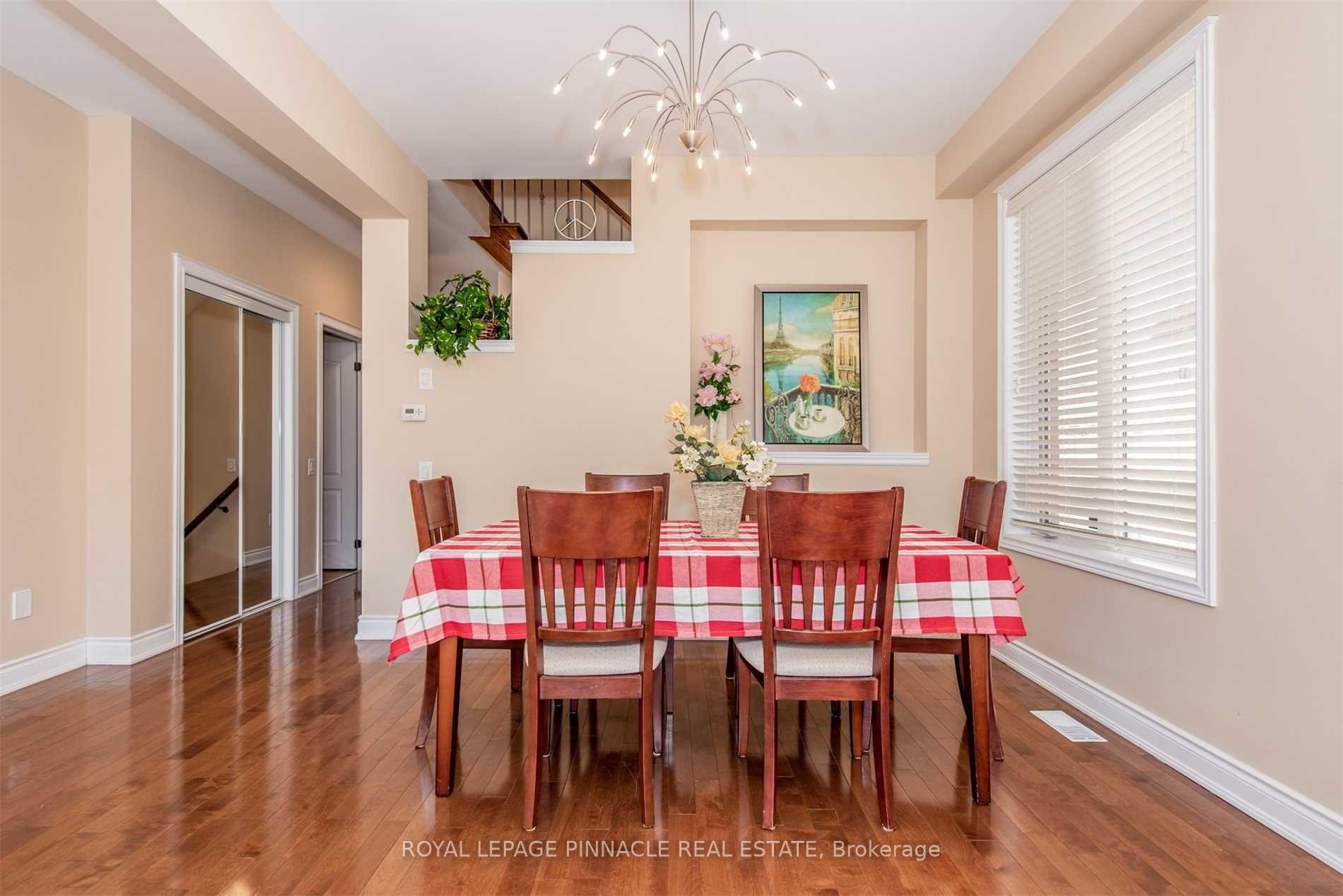 Photo 3 of 3347 Whilabout Terrace, Oakville, Bronte — HOMEH
