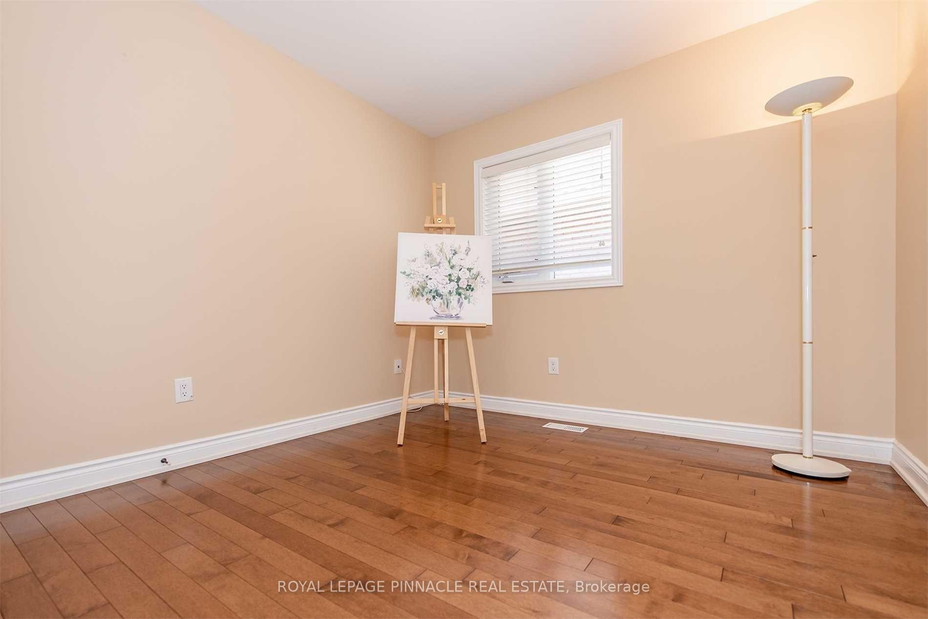 Photo 14 of 3347 Whilabout Terrace, Oakville, Bronte — HOMEH