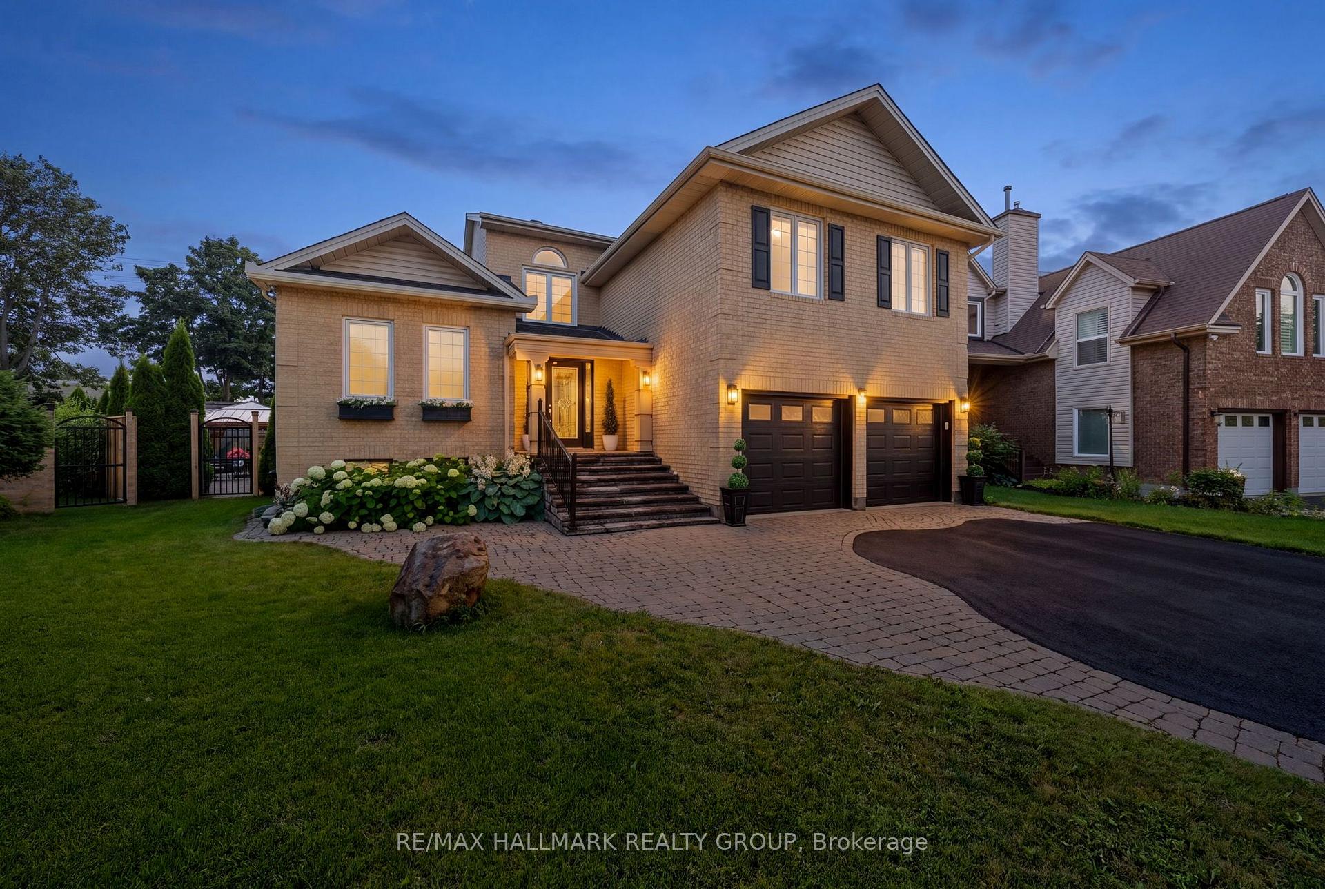 Photo 2 of 29 Depper Place, Ottawa, Hunt Club Park/Greenboro — HOMEH