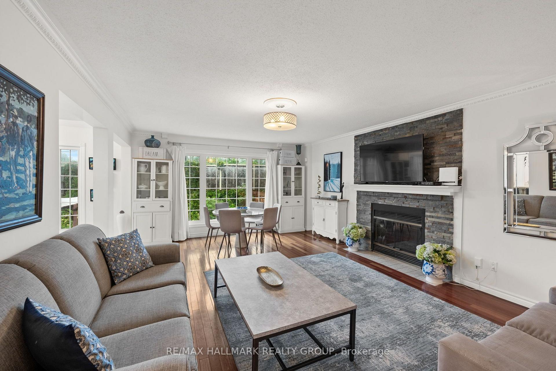 Photo 16 of 29 Depper Place, Ottawa, Hunt Club Park/Greenboro — HOMEH
