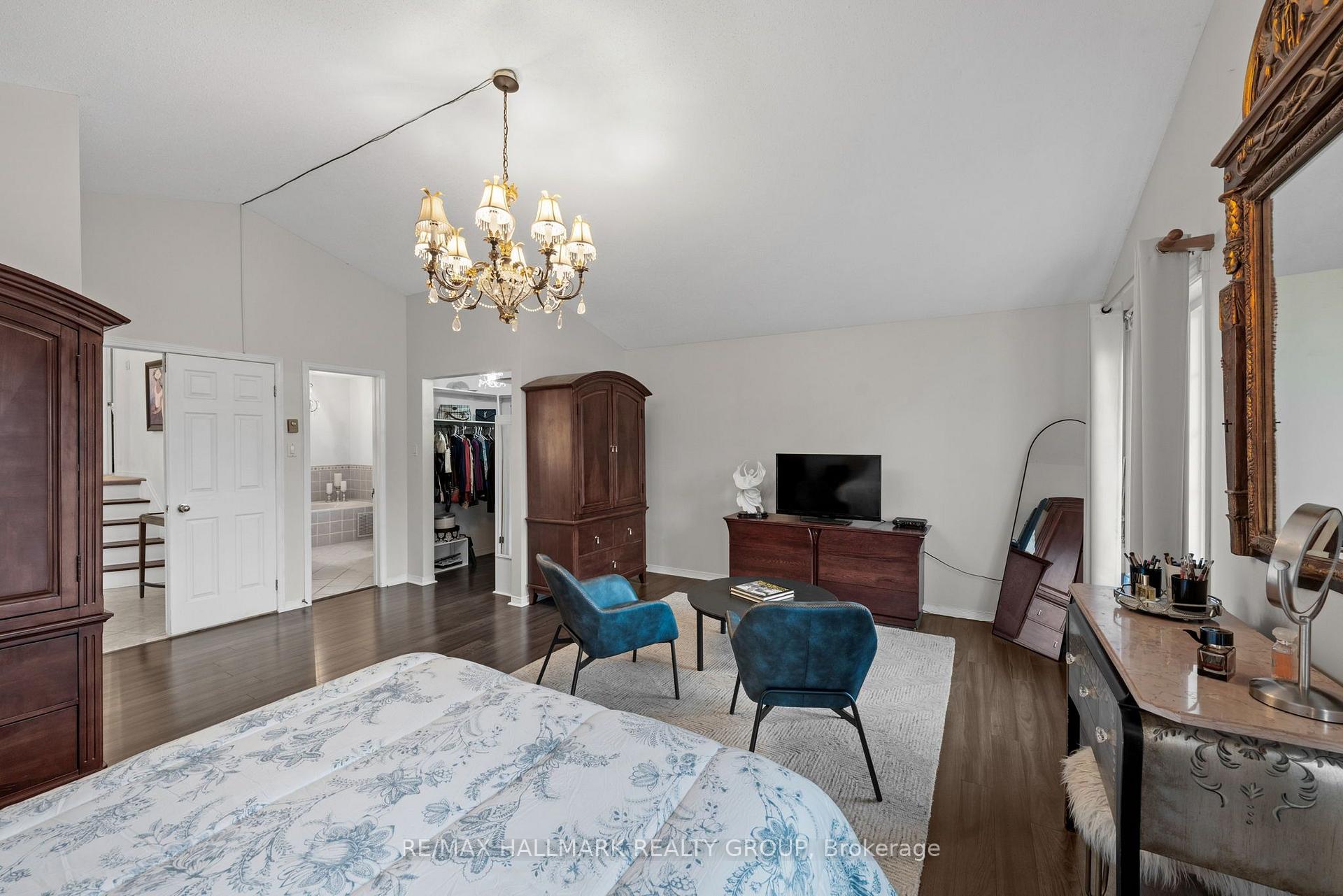 Photo 22 of 29 Depper Place, Ottawa, Hunt Club Park/Greenboro — HOMEH