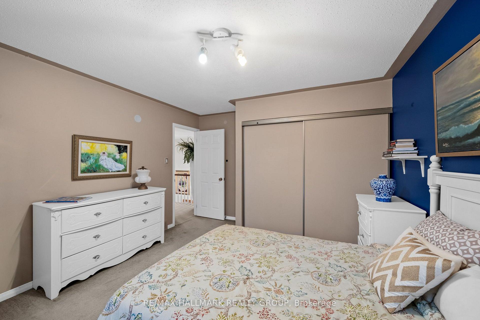Photo 29 of 29 Depper Place, Ottawa, Hunt Club Park/Greenboro — HOMEH