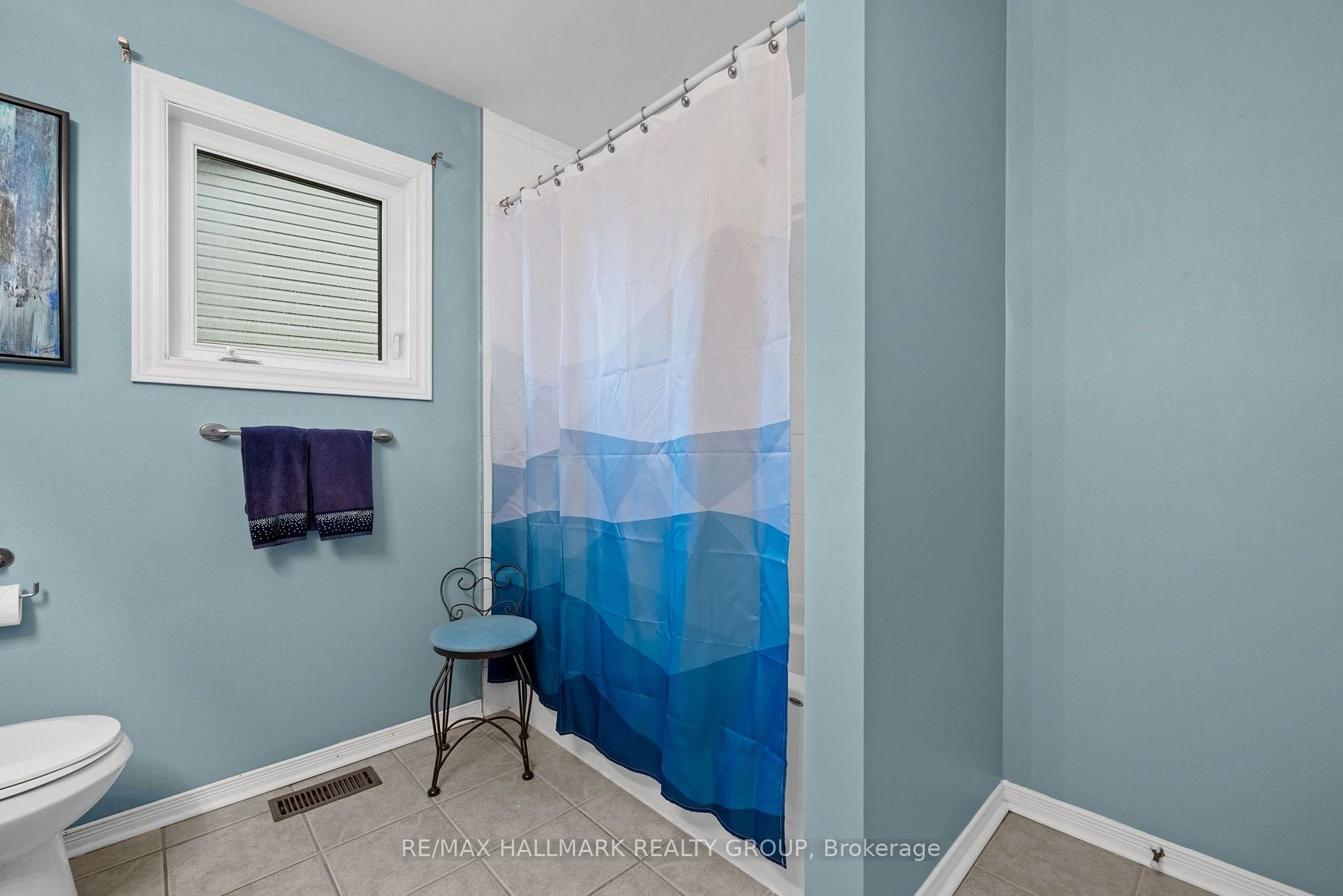 Photo 34 of 29 Depper Place, Ottawa, Hunt Club Park/Greenboro — HOMEH
