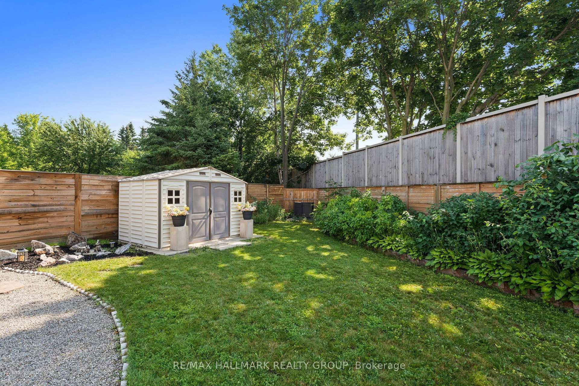 Photo 48 of 29 Depper Place, Ottawa, Hunt Club Park/Greenboro — HOMEH
