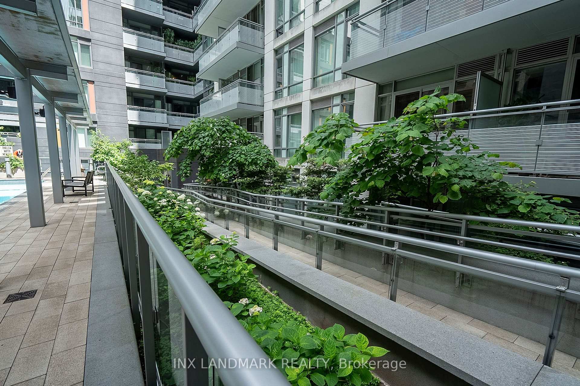 Photo 2 of Unit Lph31, 525 Adelaide Street, Toronto, Waterfront Communities — HOMEH