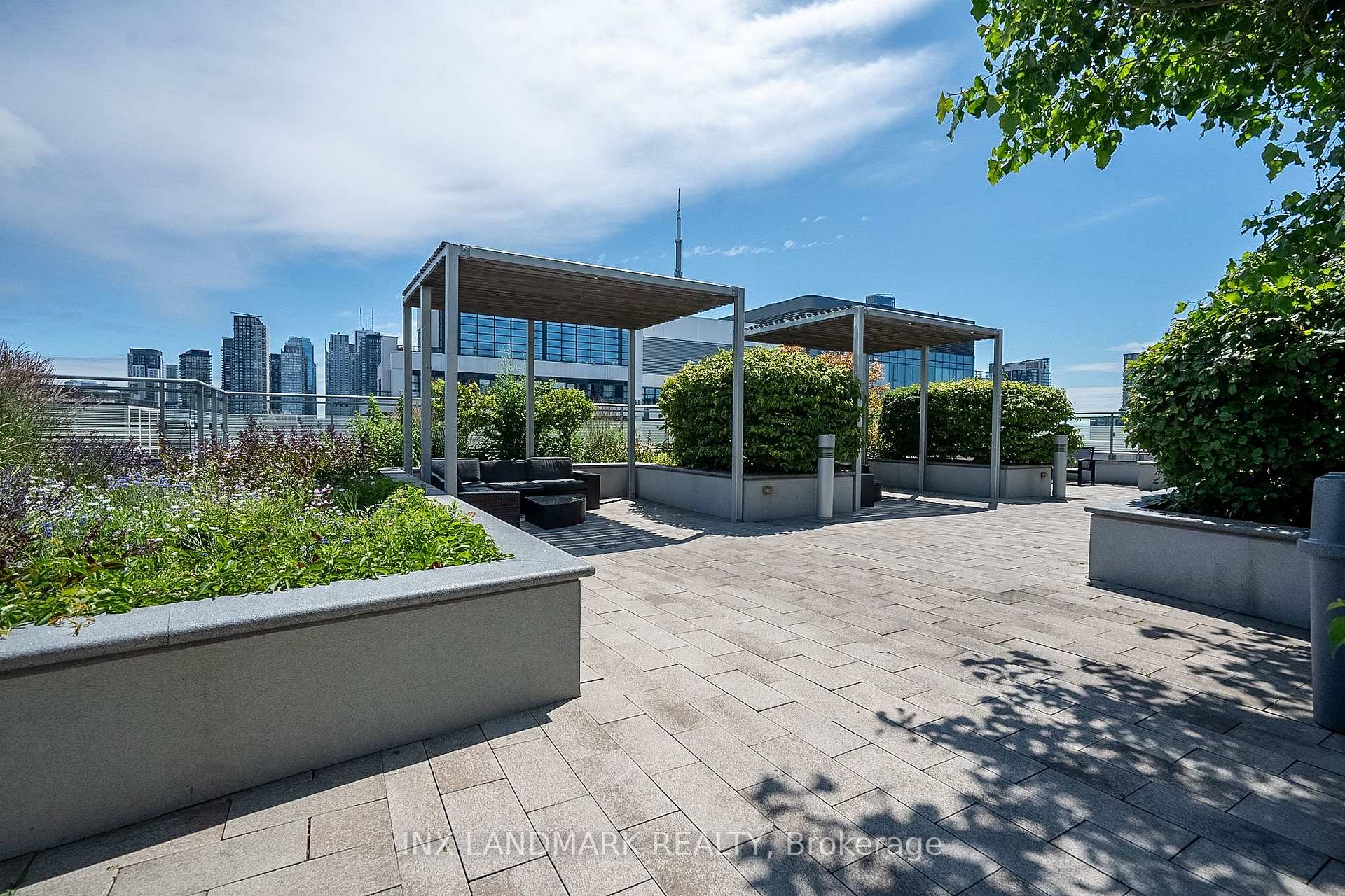 Photo 3 of Unit Lph31, 525 Adelaide Street, Toronto, Waterfront Communities — HOMEH