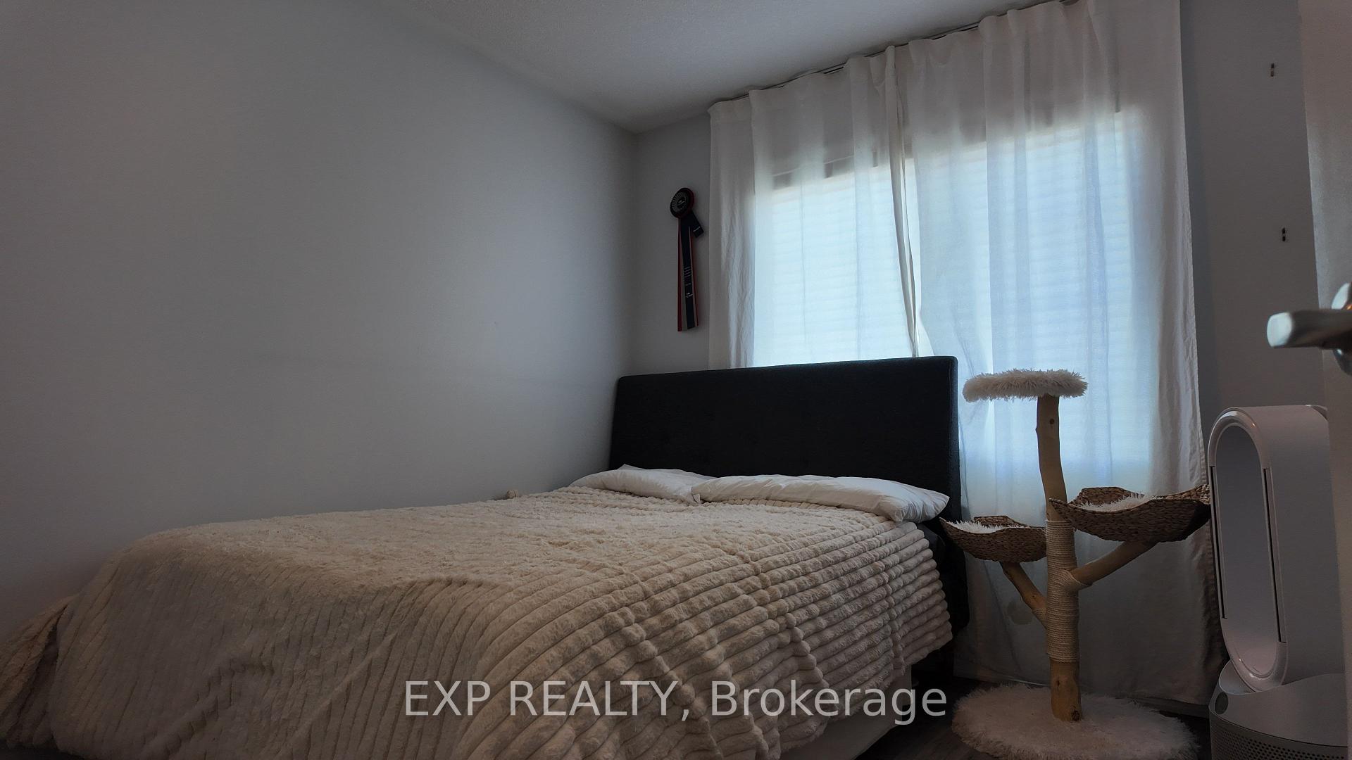 Photo 19 of Unit 64, 22 Spring Creek Drive, Hamilton, Waterdown — HOMEH