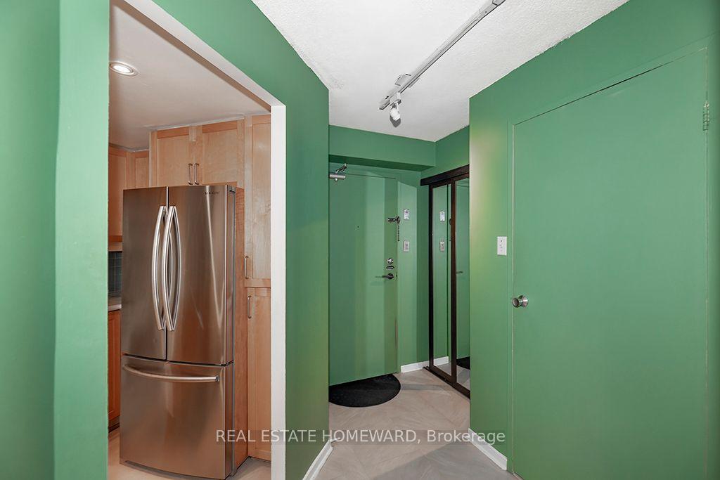 Photo 5 of Unit 626, 77 Maitland Place, Toronto, Cabbagetown-South St. James Town — HOMEH