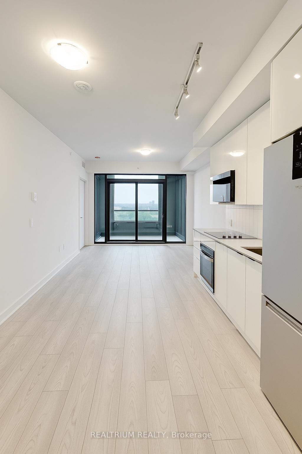 Photo 2 of Unit 1104, 2920 Highway 7, Vaughan, Concord — HOMEH
