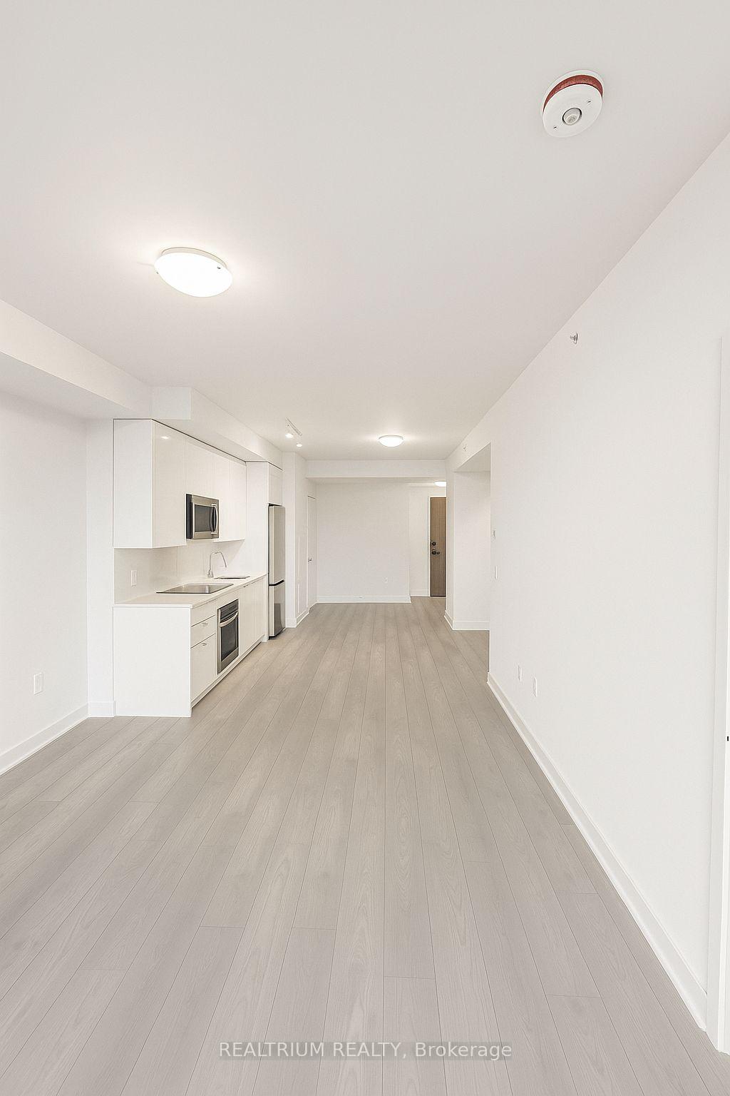 Photo 7 of Unit 1104, 2920 Highway 7, Vaughan, Concord — HOMEH