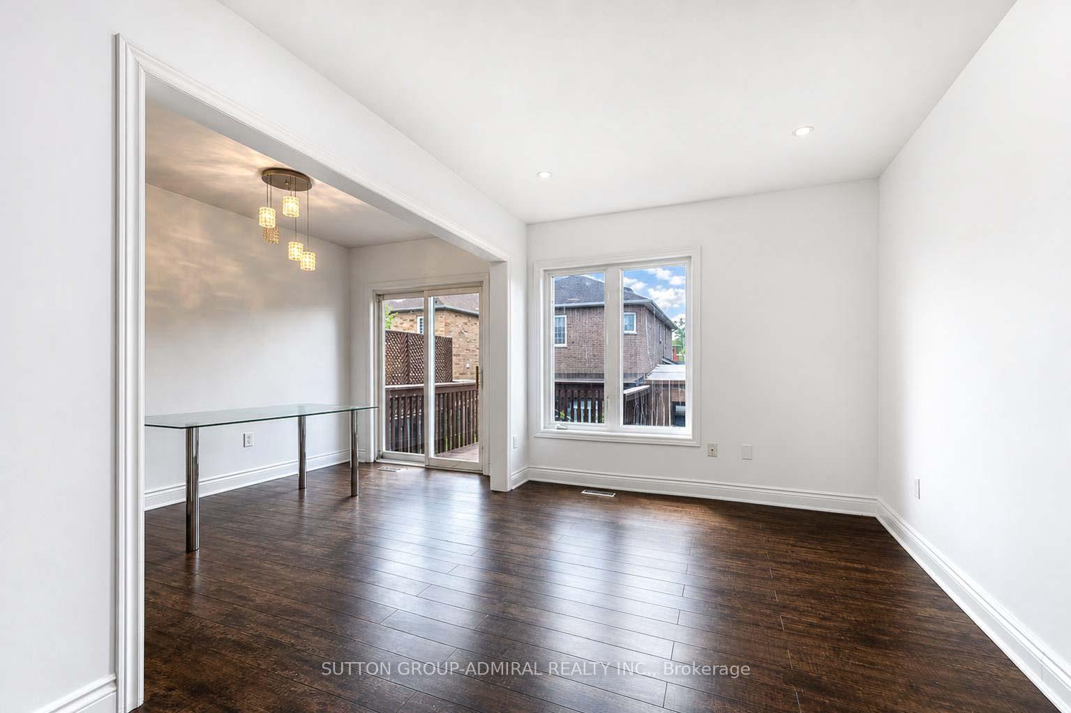 Photo 6 of Unit Upper, 189 Warwick Crescent, Newmarket, Summerhill Estates — HOMEH