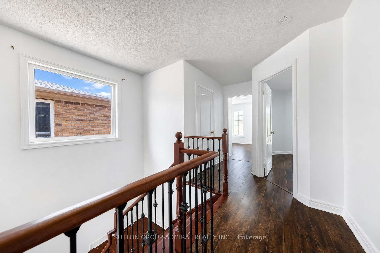 Photo 13 of Unit Upper, 189 Warwick Crescent, Newmarket, Summerhill Estates — HOMEH