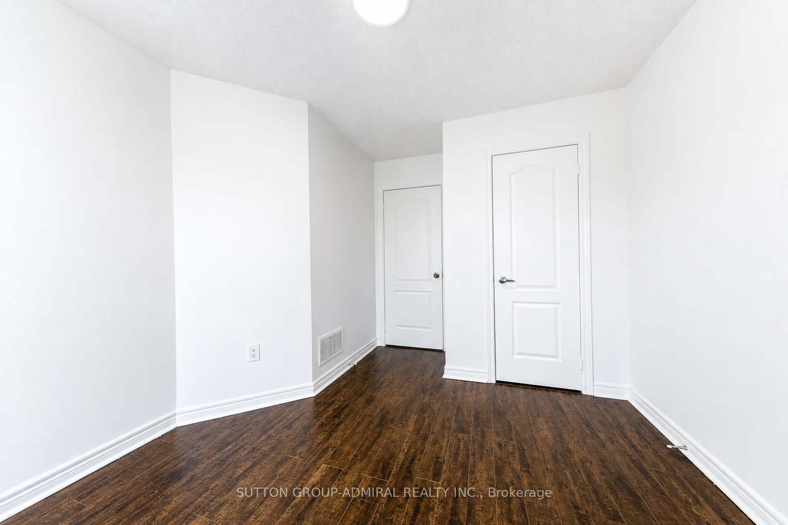 Photo 24 of Unit Upper, 189 Warwick Crescent, Newmarket, Summerhill Estates — HOMEH