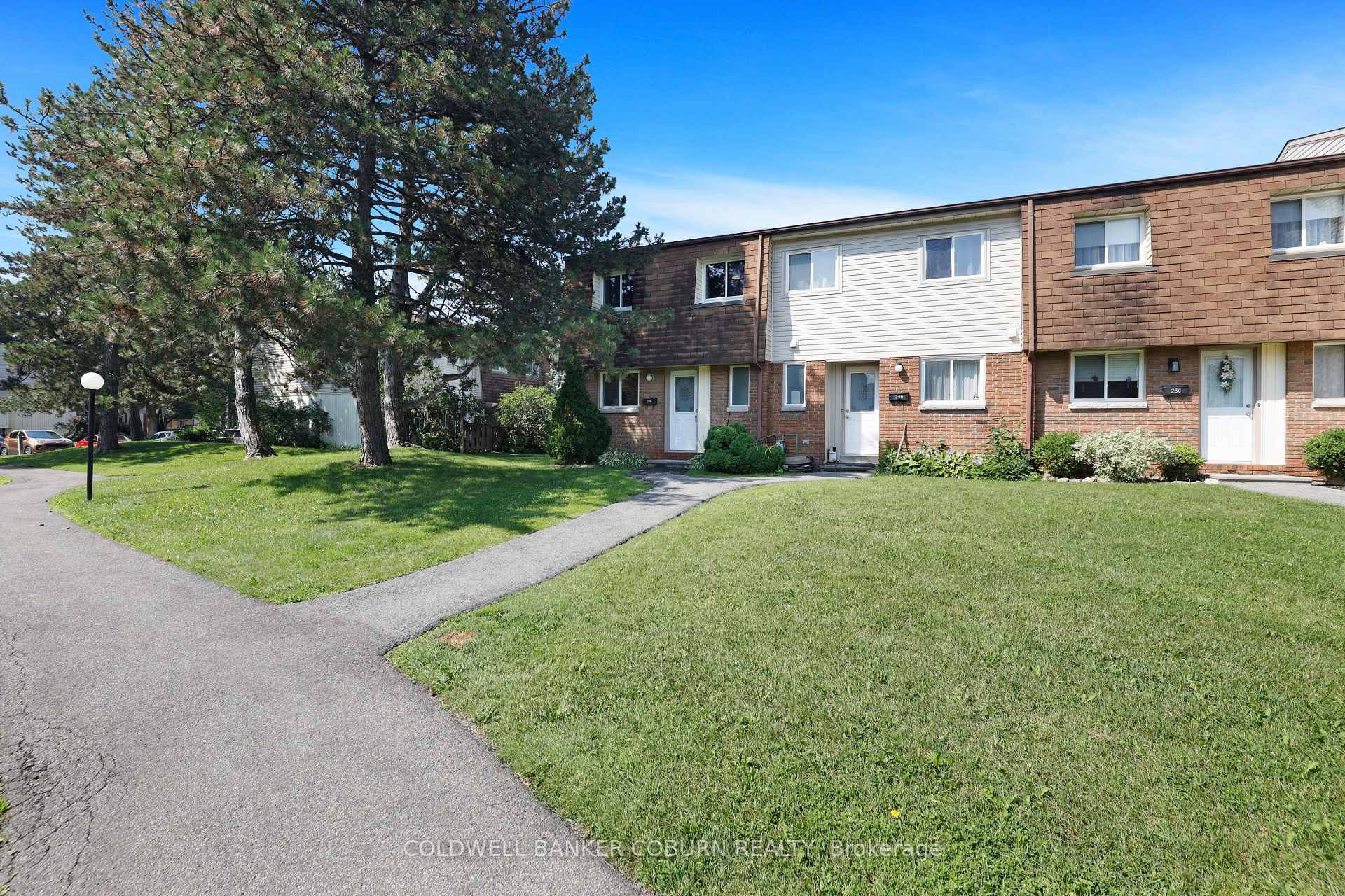 Photo of Unit 23, 23 Sonnet Crescent S