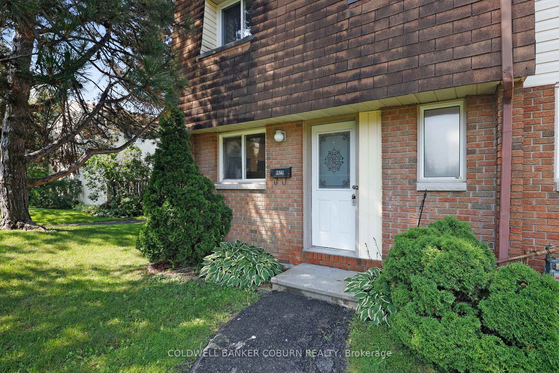 Photo 3 of Unit 23, 23 Sonnet Crescent S, Ottawa, Westcliffe Estates — HOMEH