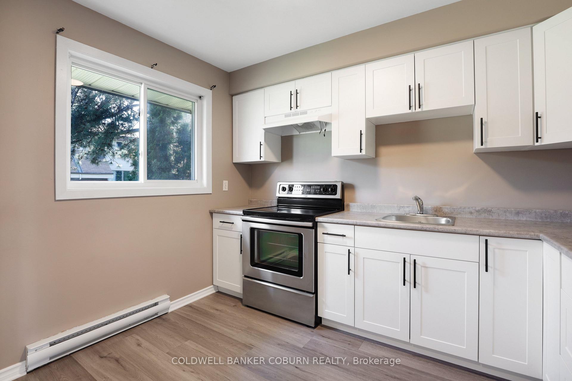Photo 7 of Unit 23, 23 Sonnet Crescent S, Ottawa, Westcliffe Estates — HOMEH