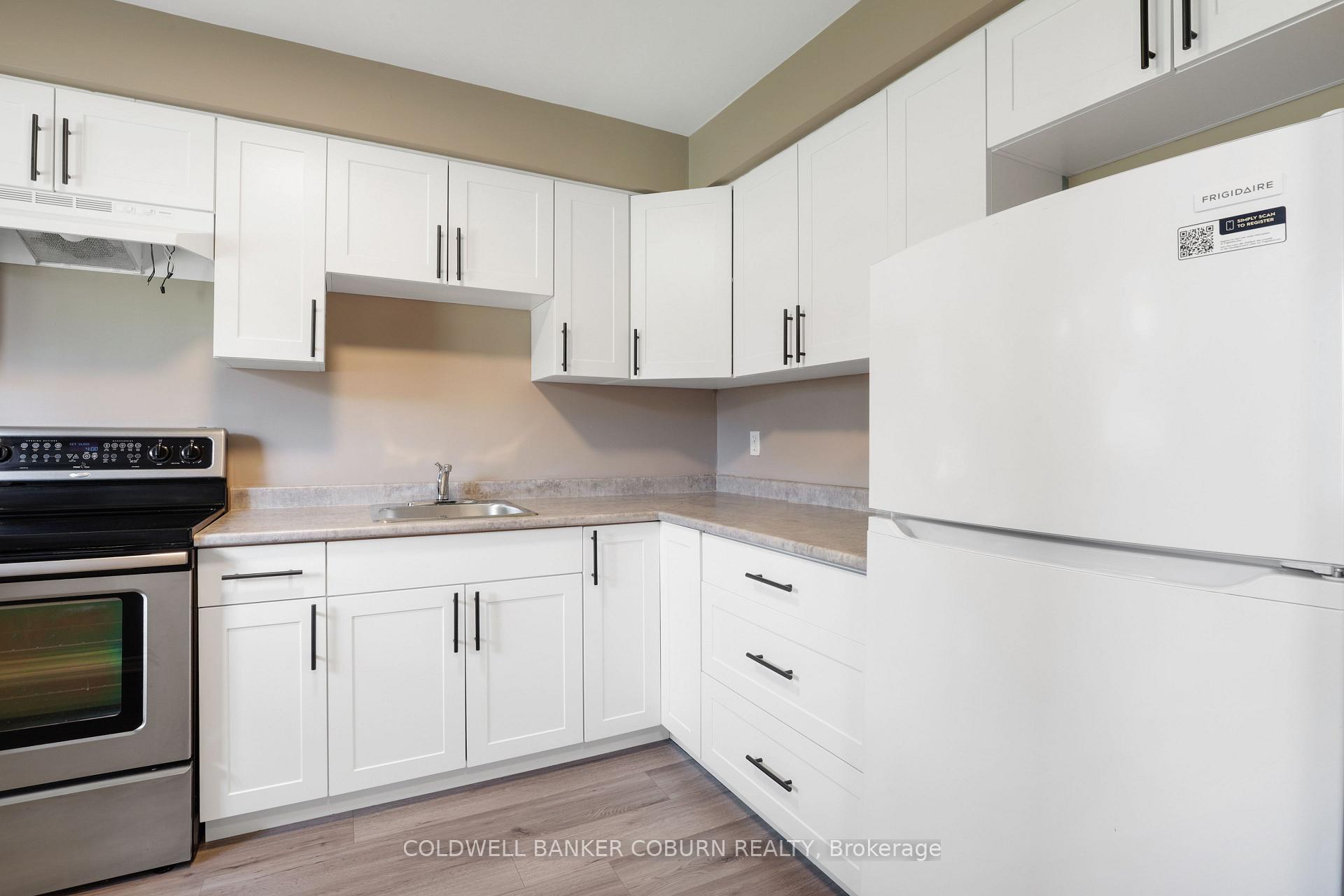 Photo 8 of Unit 23, 23 Sonnet Crescent S, Ottawa, Westcliffe Estates — HOMEH