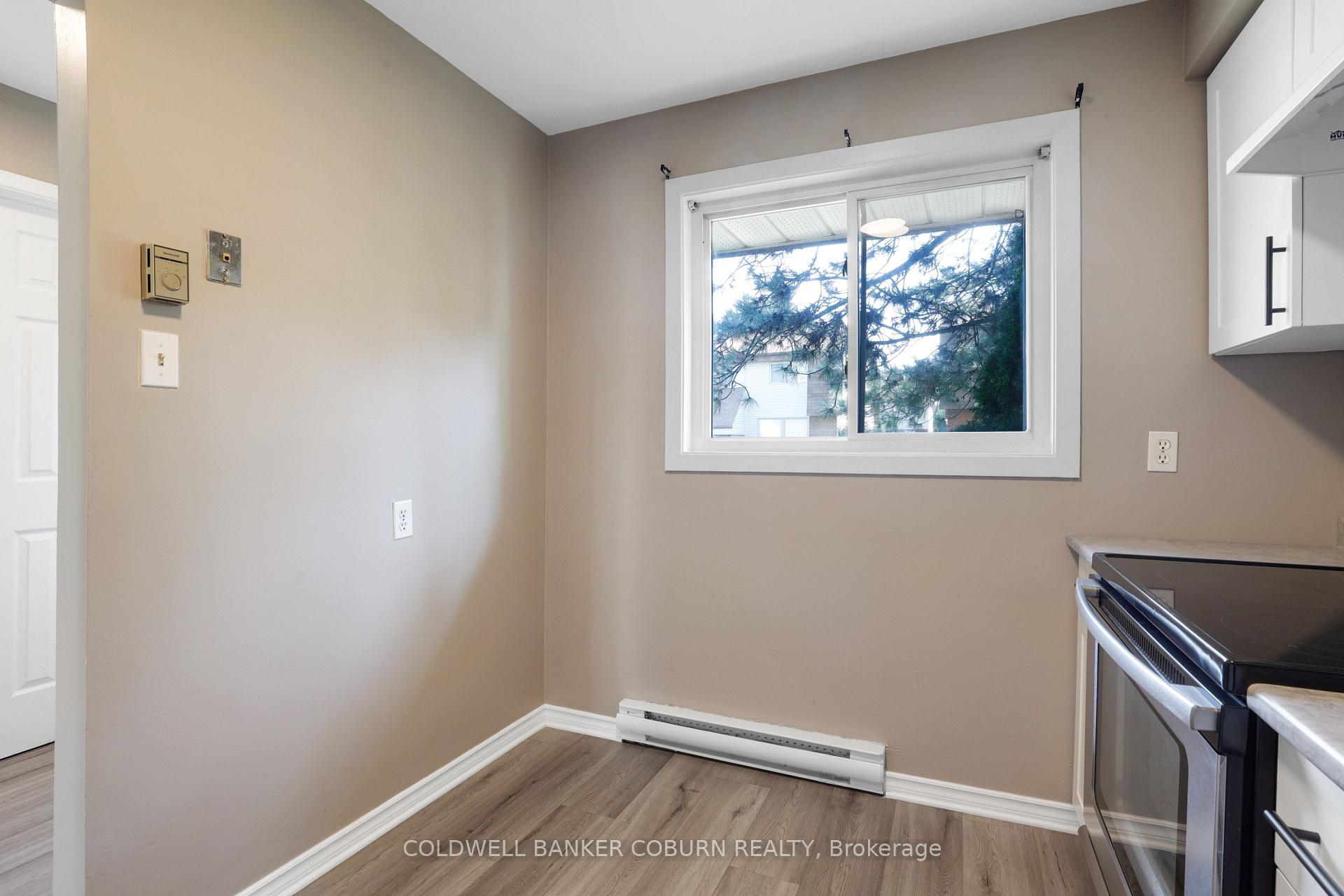 Photo 10 of Unit 23, 23 Sonnet Crescent S, Ottawa, Westcliffe Estates — HOMEH