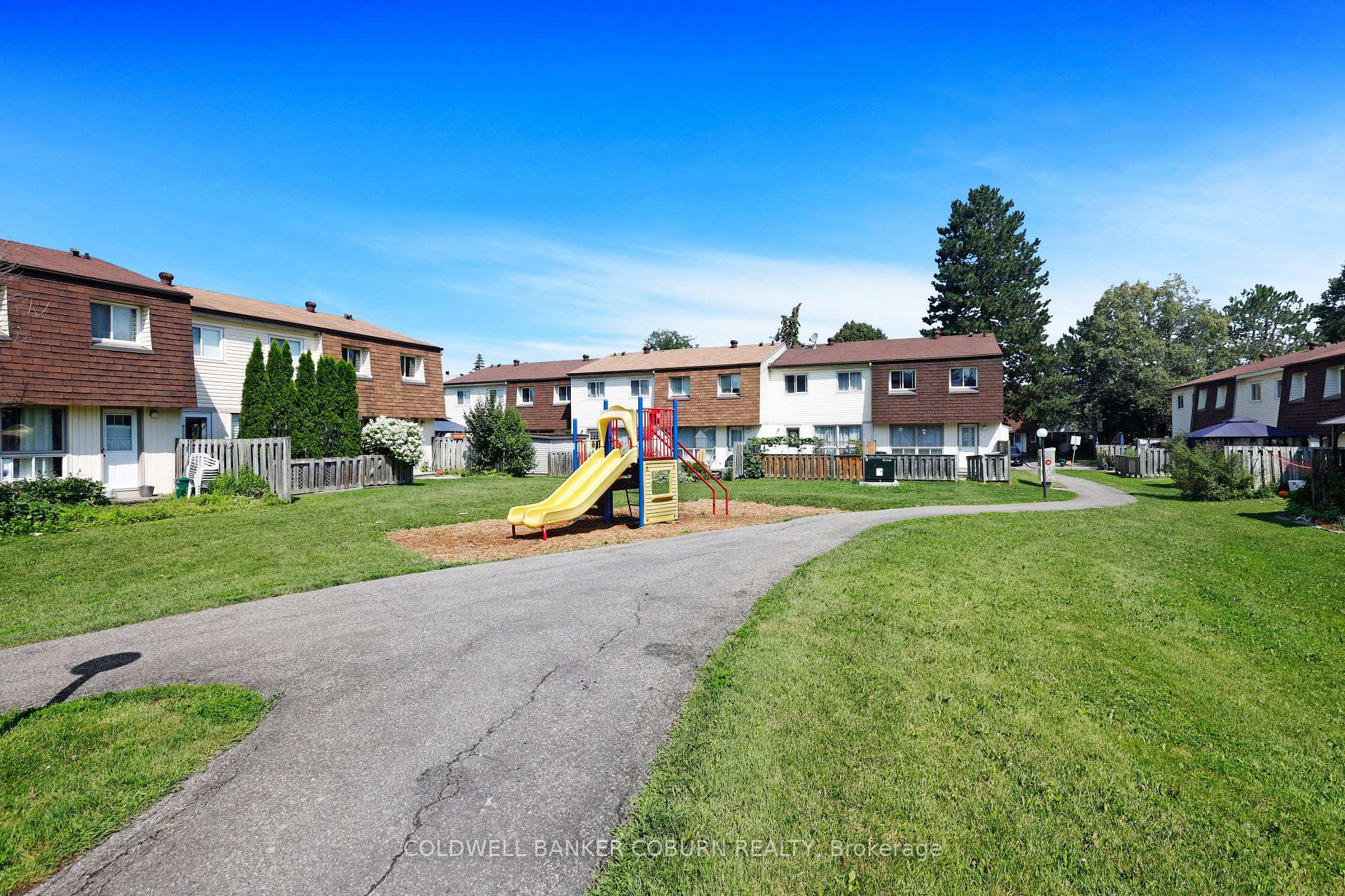 Photo 27 of Unit 23, 23 Sonnet Crescent S, Ottawa, Westcliffe Estates — HOMEH