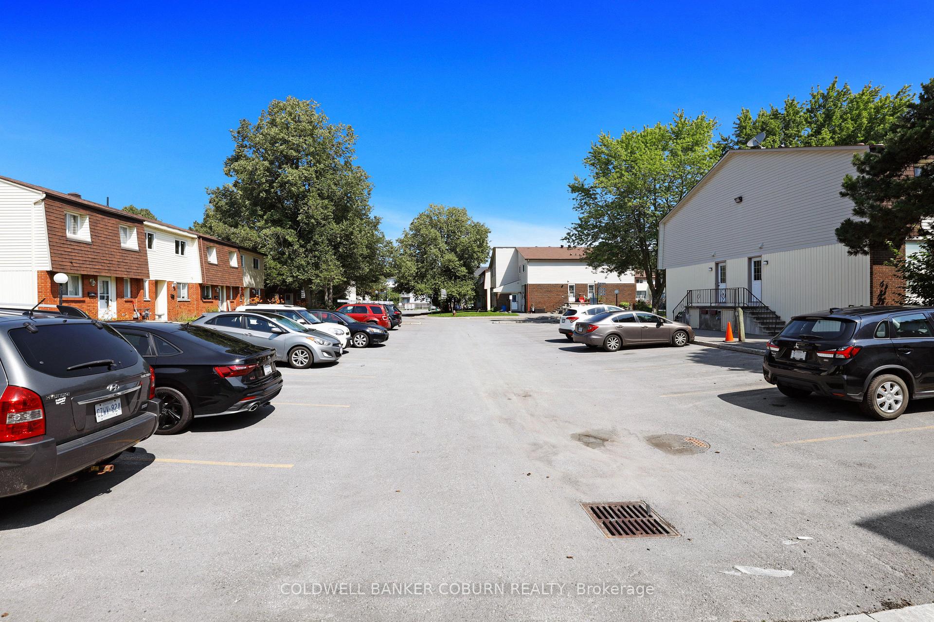 Photo 30 of Unit 23, 23 Sonnet Crescent S, Ottawa, Westcliffe Estates — HOMEH
