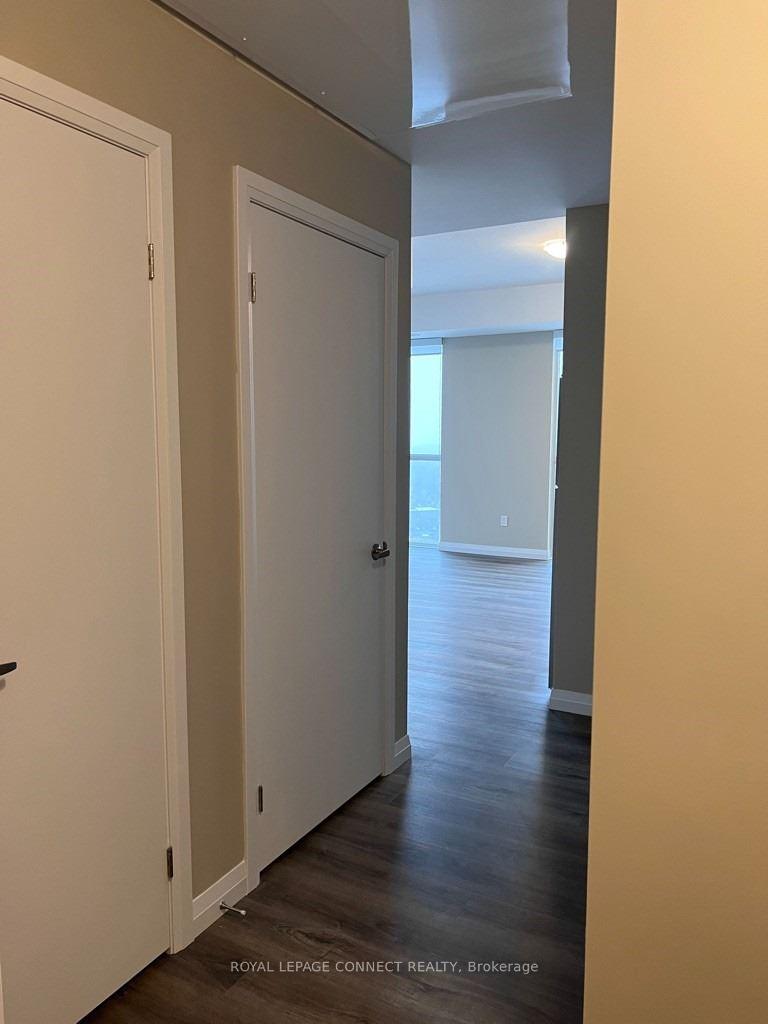 Photo 7 of Unit 2811, 60 Charles Street W, Kitchener, City Commercial Core — HOMEH