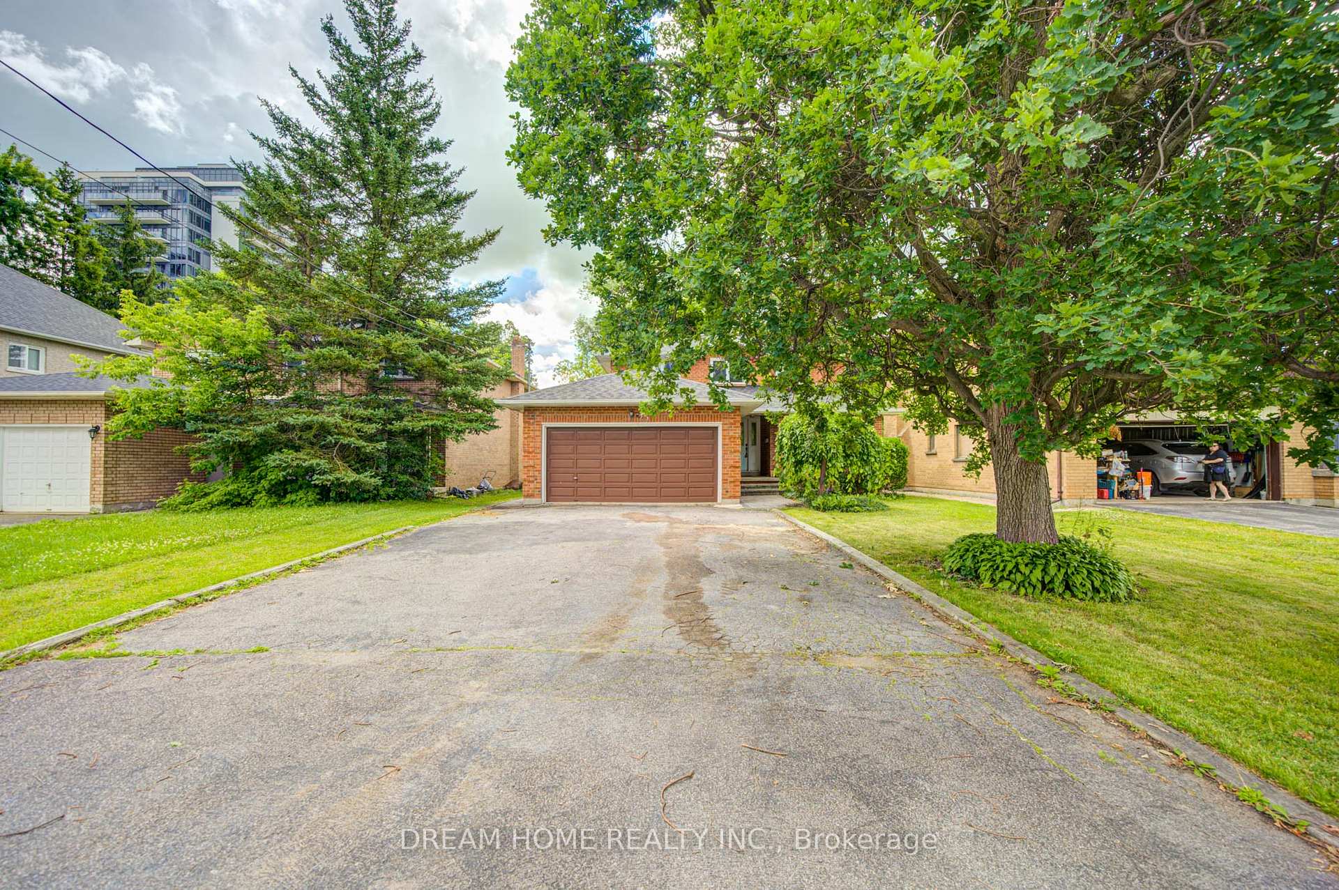 Photo 2 of 25 Yongehurst Road, Richmond Hill, North Richvale — HOMEH