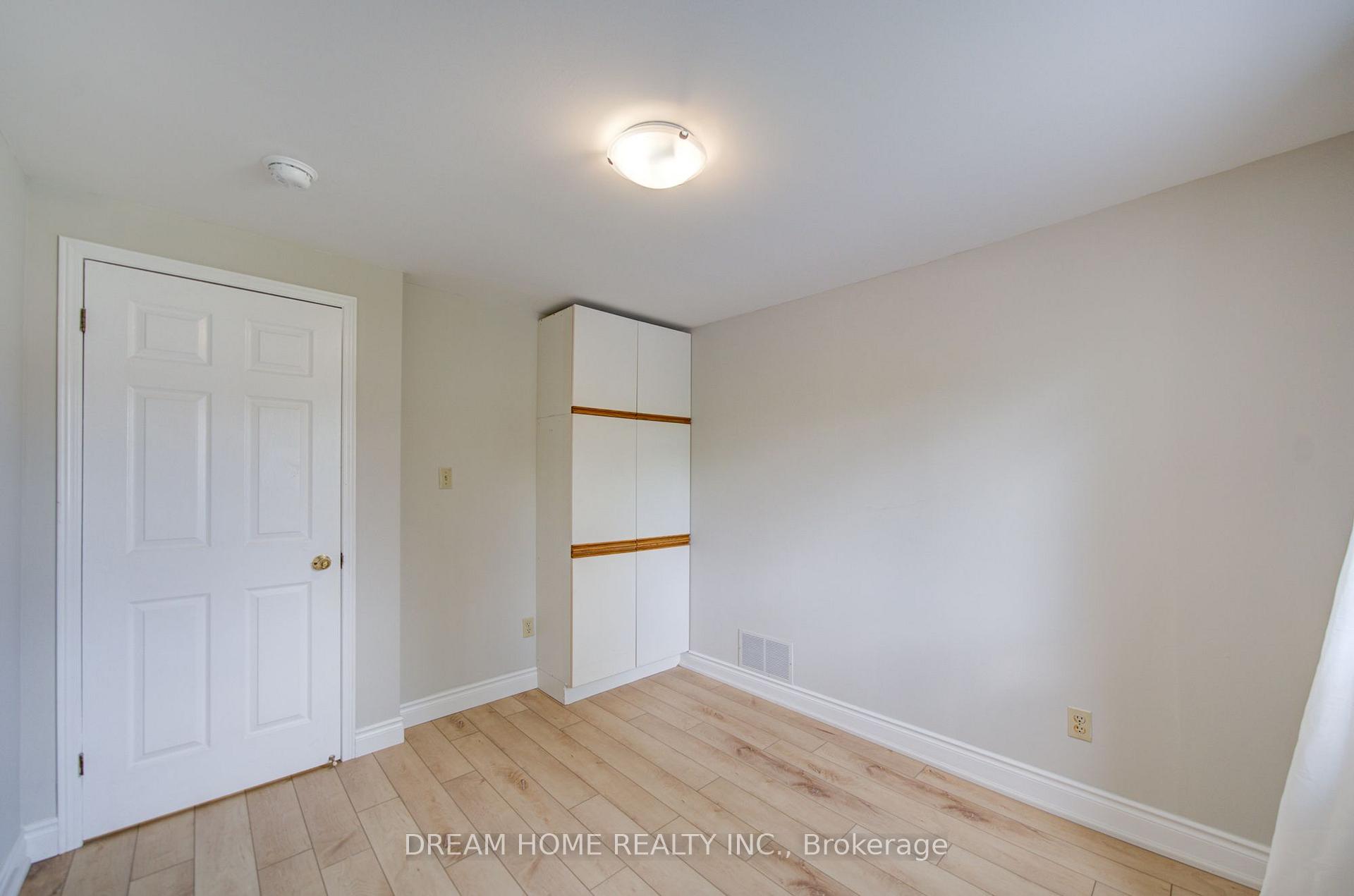 Photo 26 of 25 Yongehurst Road, Richmond Hill, North Richvale — HOMEH