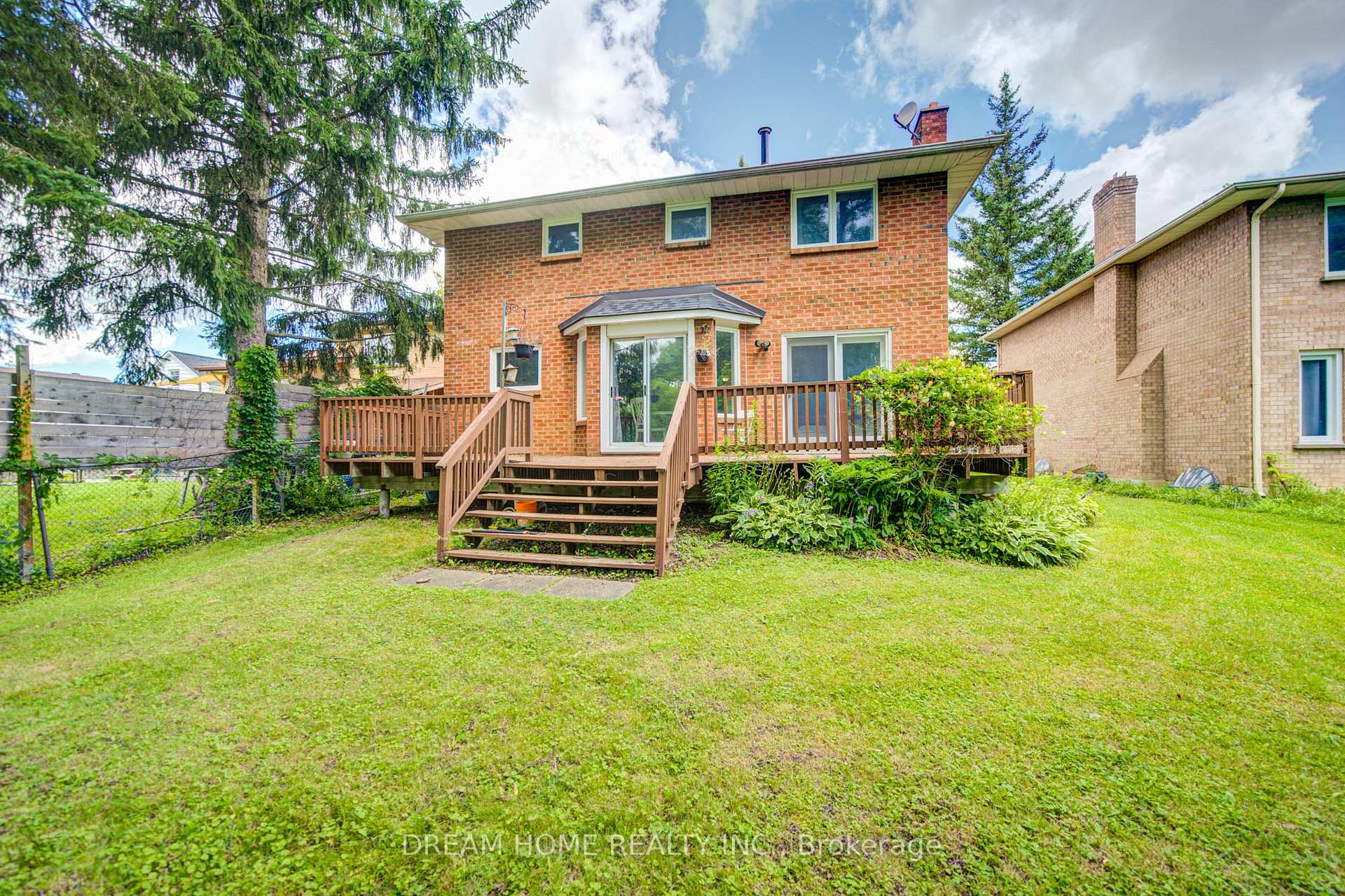 Photo 28 of 25 Yongehurst Road, Richmond Hill, North Richvale — HOMEH