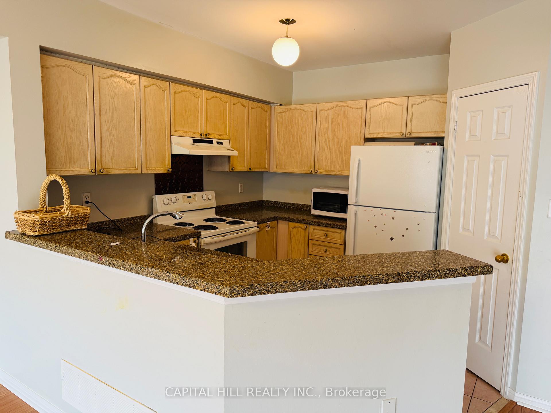 Photo 3 of 5959 Stonebriar Crescent, Mississauga, East Credit — HOMEH