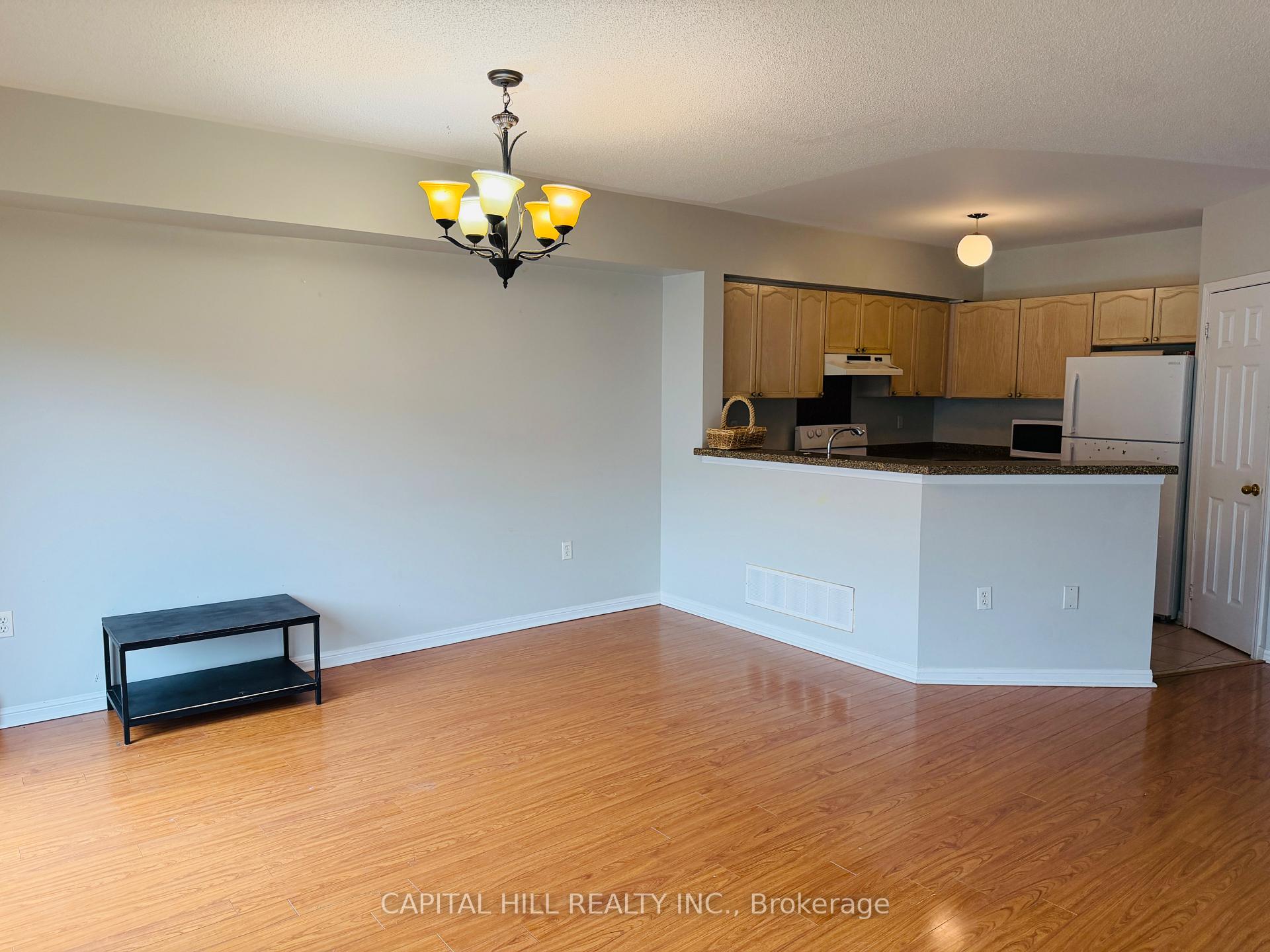 Photo 7 of 5959 Stonebriar Crescent, Mississauga, East Credit — HOMEH