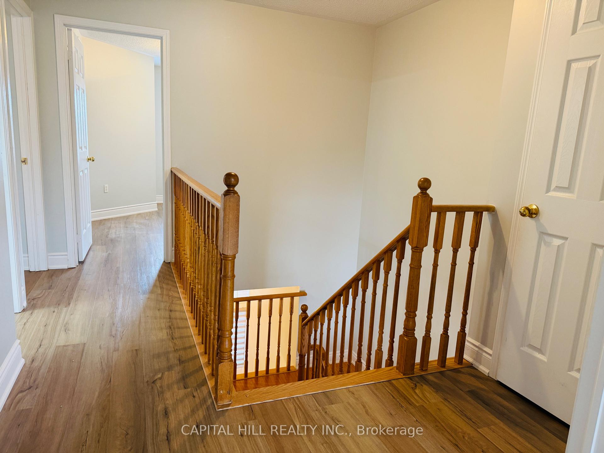 Photo 12 of 5959 Stonebriar Crescent, Mississauga, East Credit — HOMEH