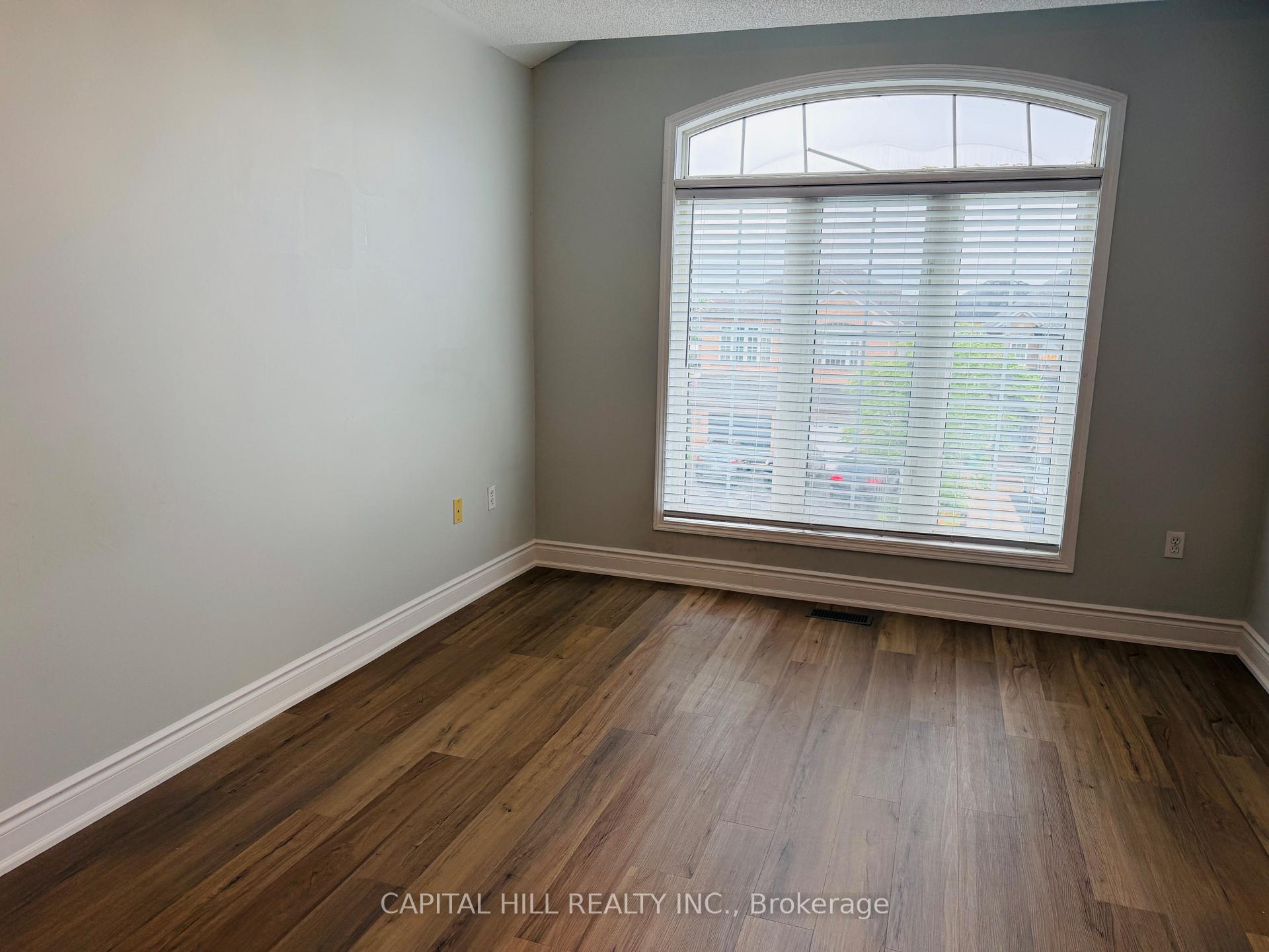 Photo 14 of 5959 Stonebriar Crescent, Mississauga, East Credit — HOMEH