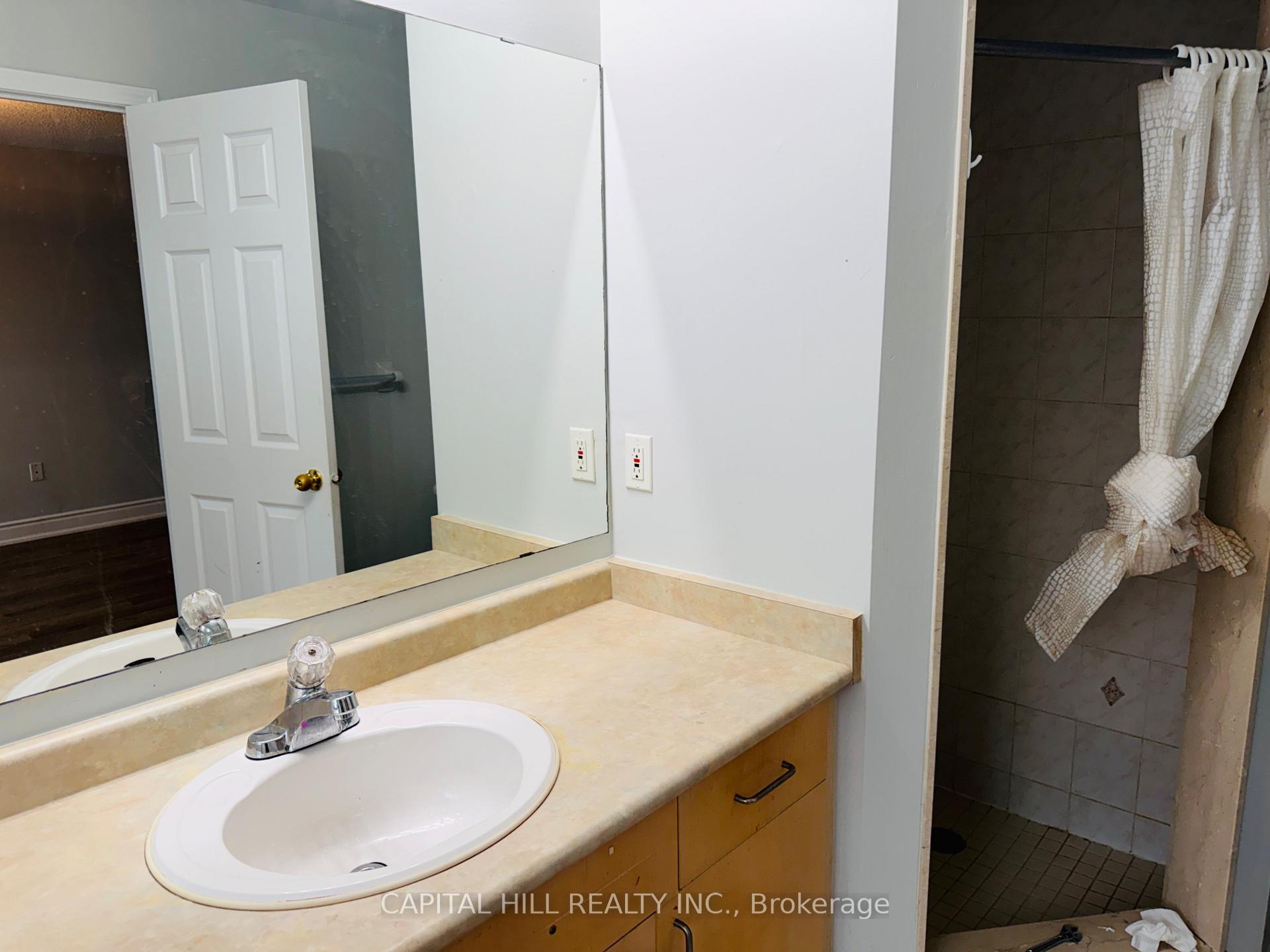 Photo 21 of 5959 Stonebriar Crescent, Mississauga, East Credit — HOMEH