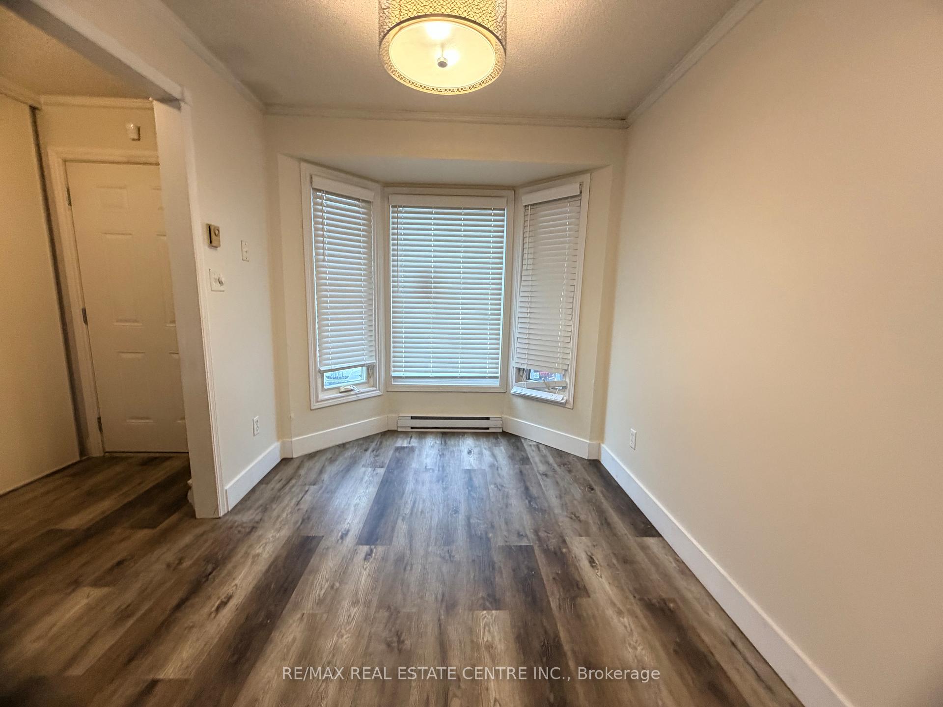 Photo 8 of Unit 29, 219 Kingswood Drive, Kitchener, Alpine — HOMEH