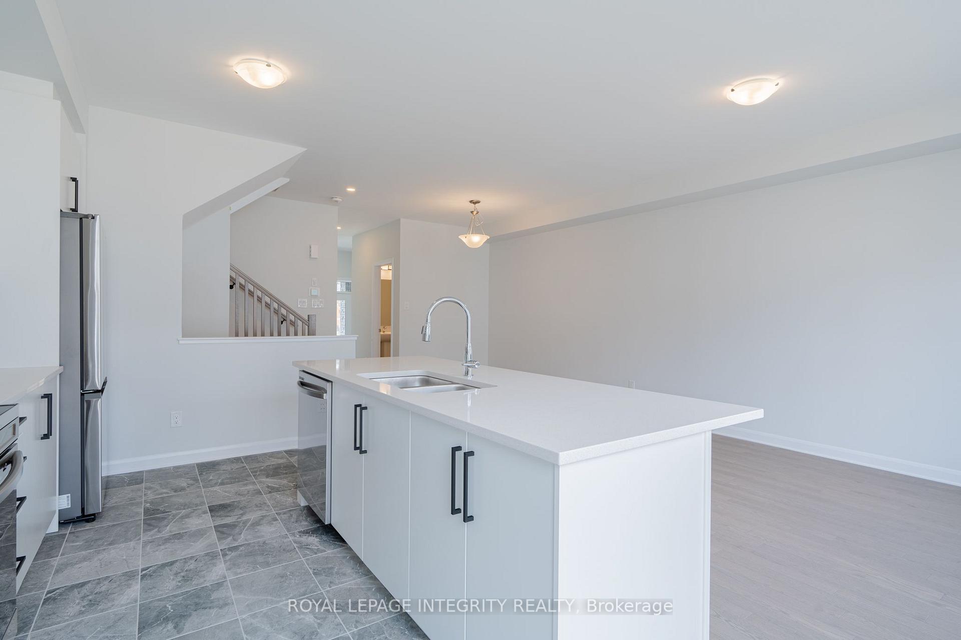 Photo 10 of 409 Silicon Way, Ottawa, Kanata - Morgan's Grant/South March — HOMEH